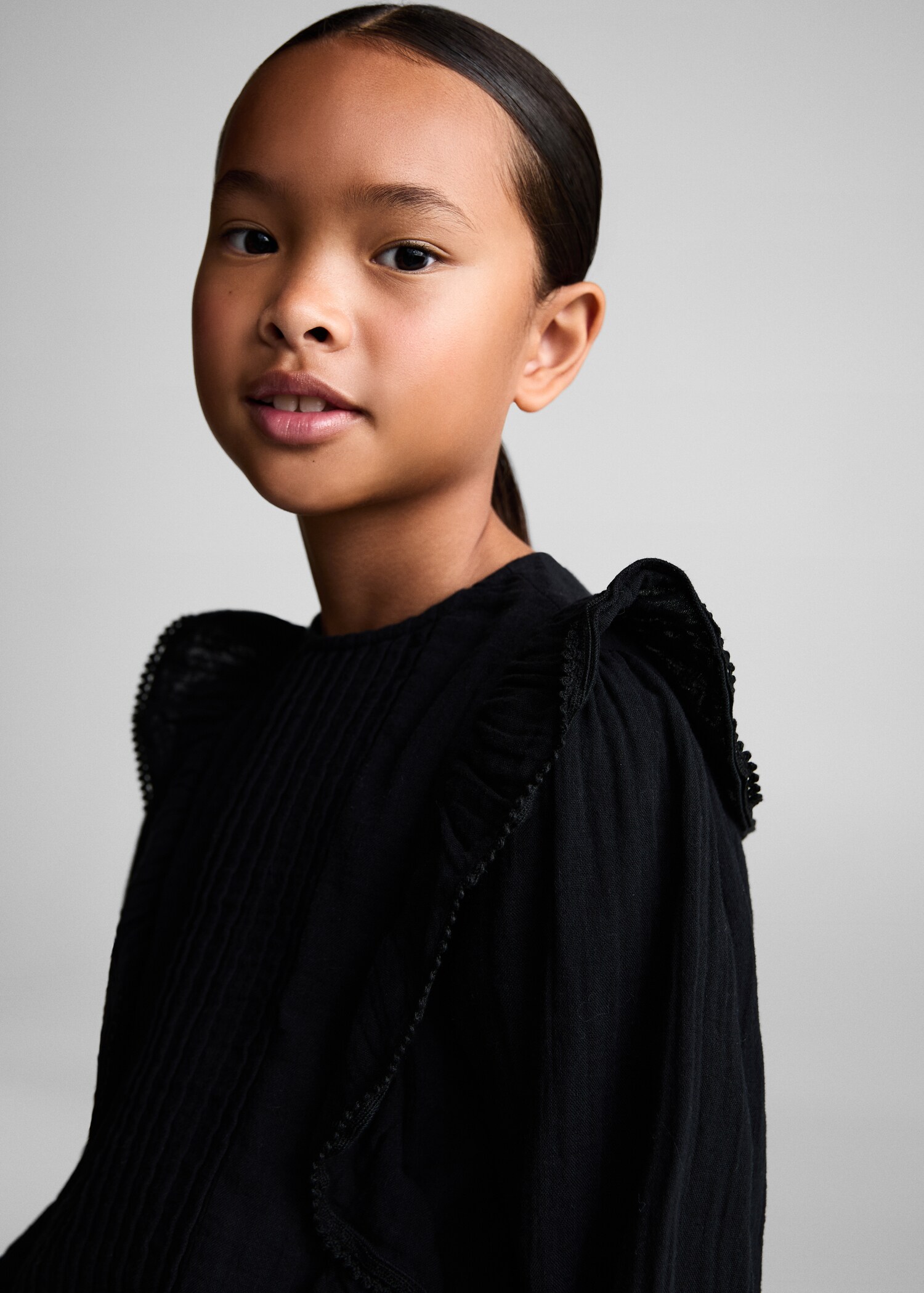 Frills embroidered shirt - Details of the article 1
