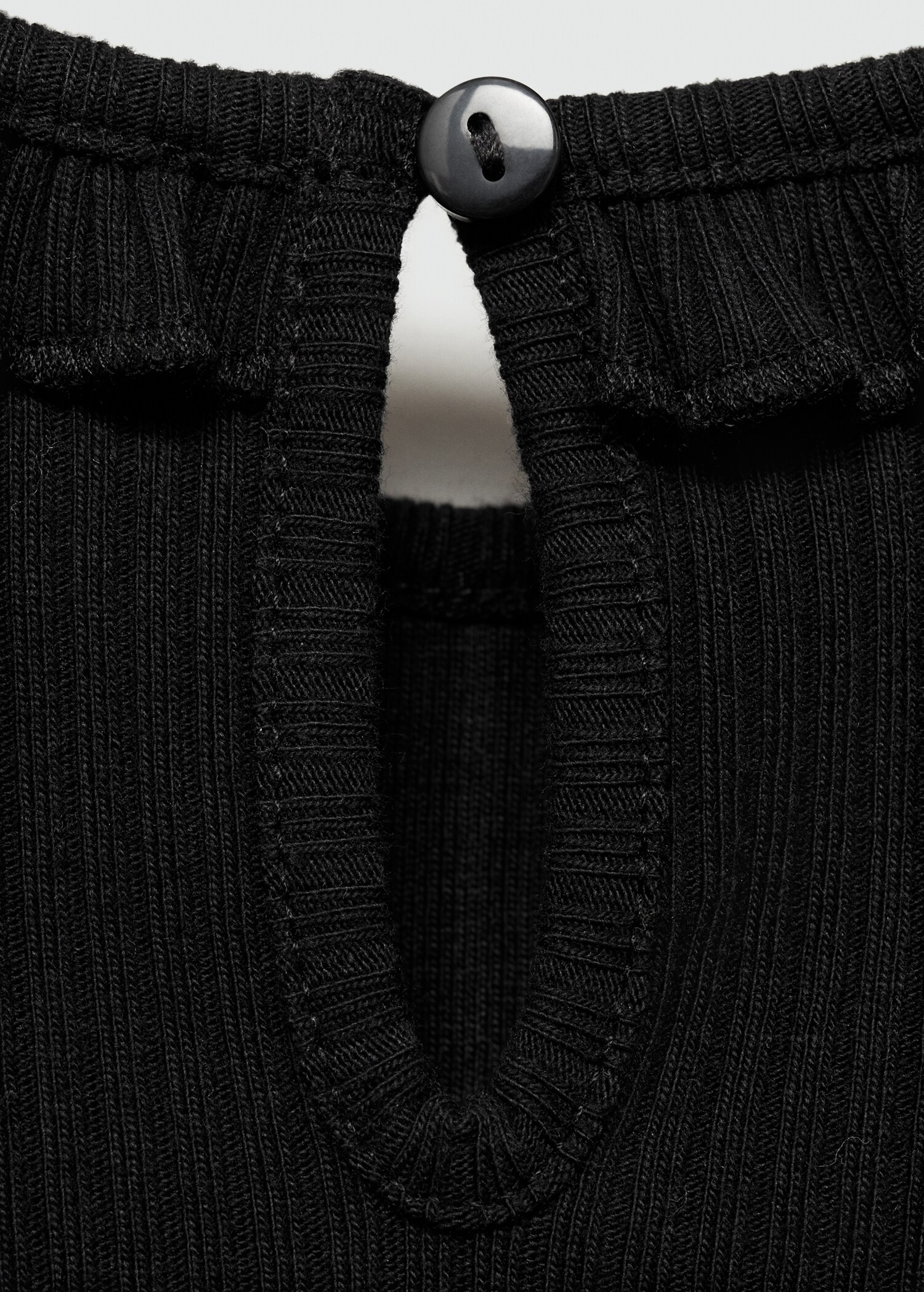 Ruffled ribbed dress - Details of the article 0
