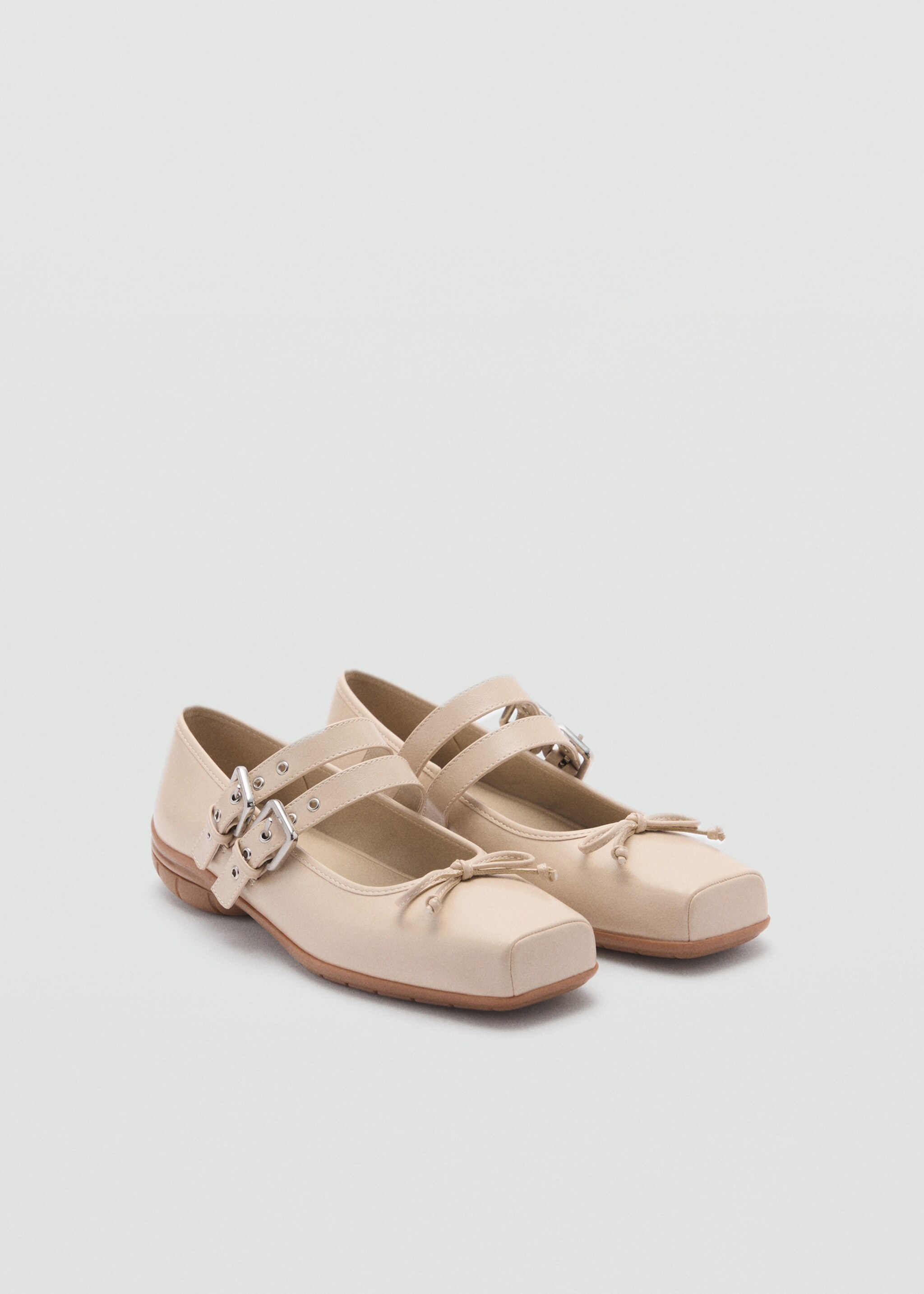Ballerines double boucle nœud - Plan moyen