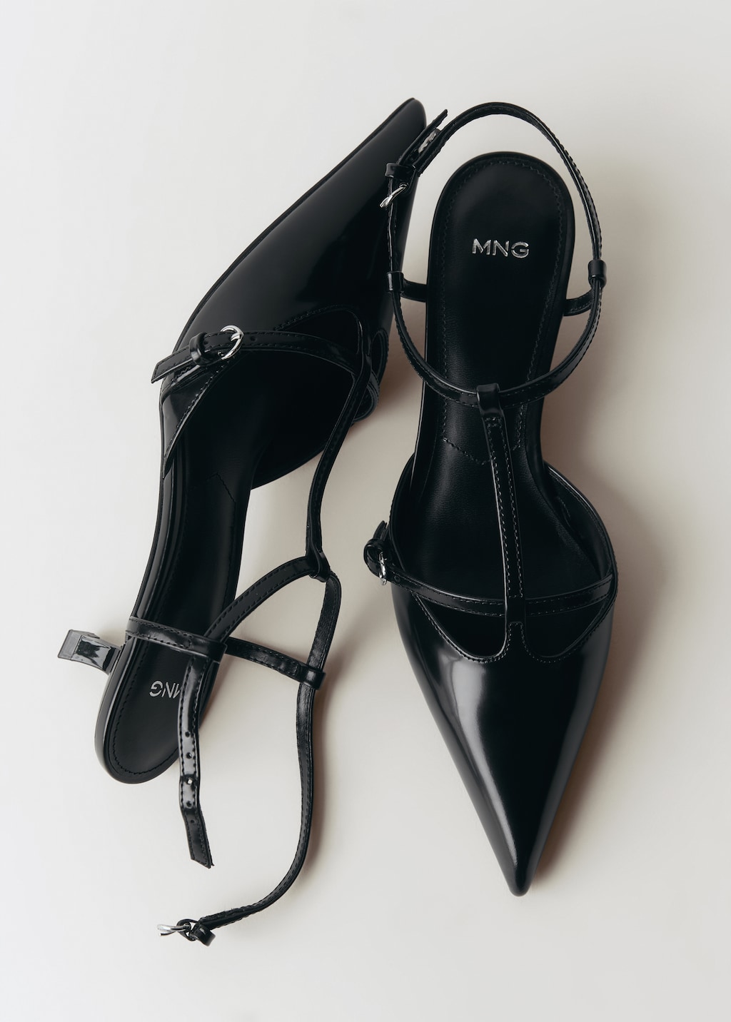 Black leather kitten heel shoes best sale