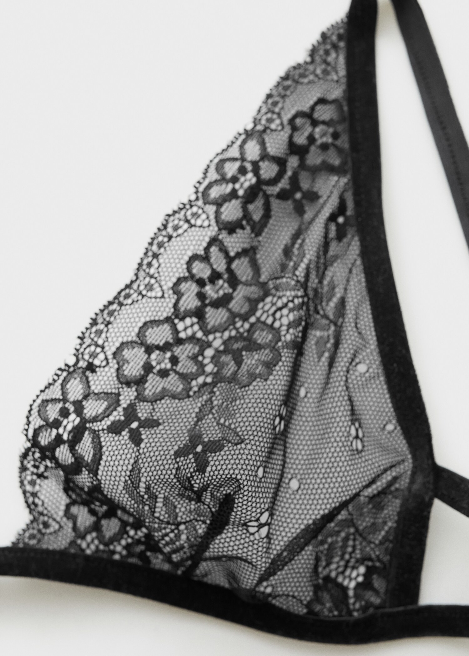 Lace triangle bra - Details of the article 8