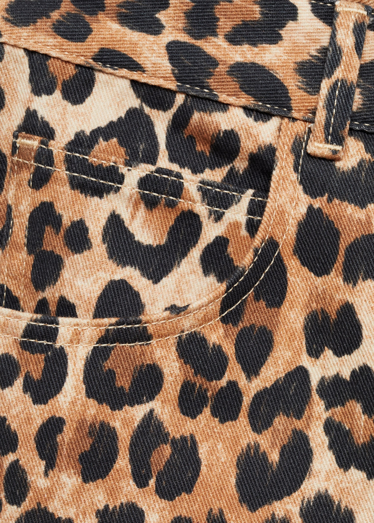 Leopard-print denim bermuda shorts - Details of the article 0