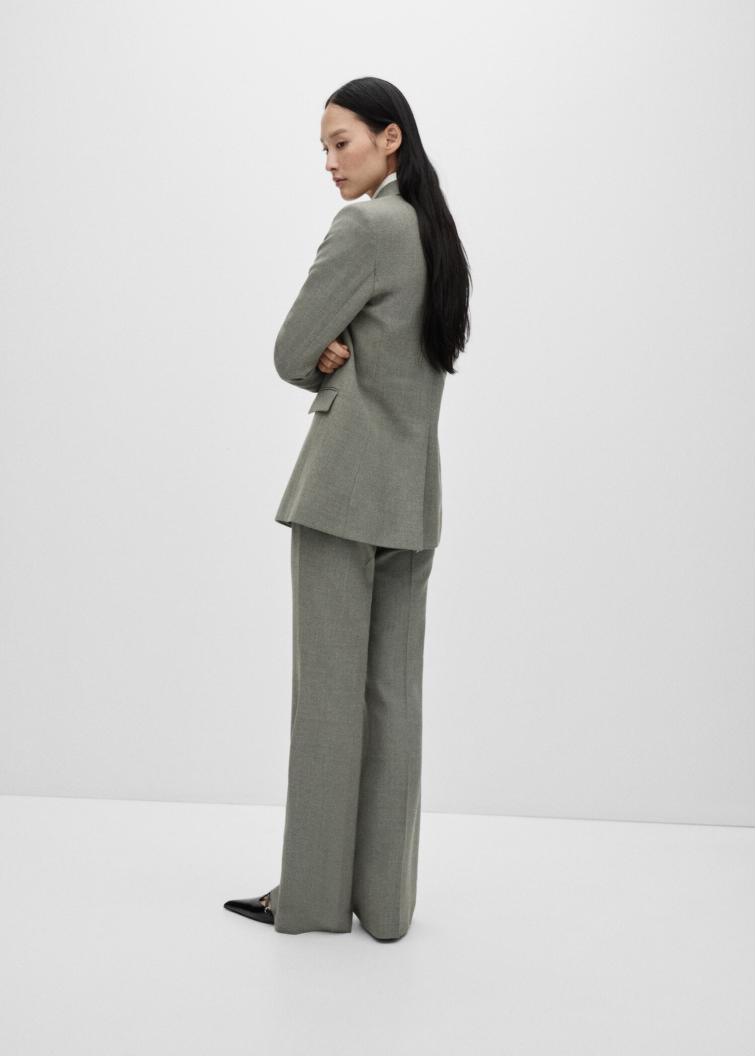 Double-breasted suit jacket - Reverse of the article