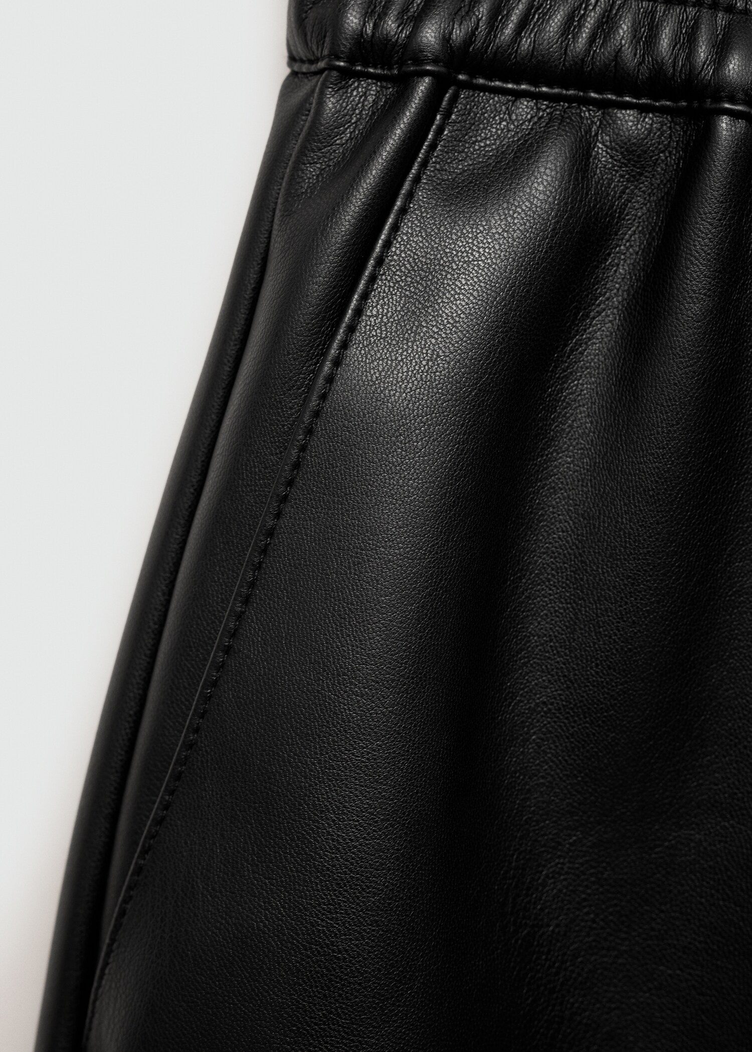 Short simili-cuir taille élastique - Détail de l'article 0