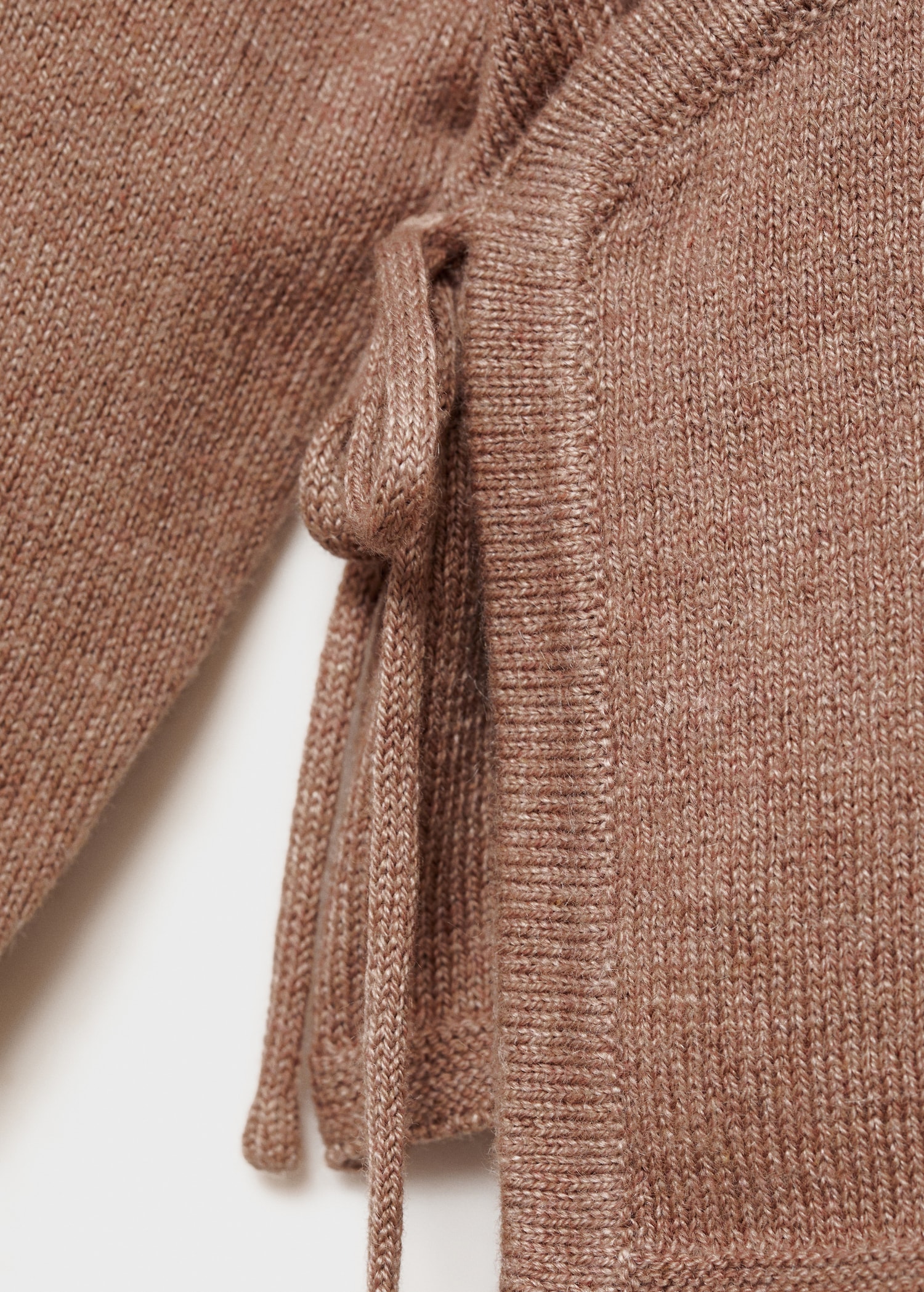 Crossed knit sweater - Details of the article 0