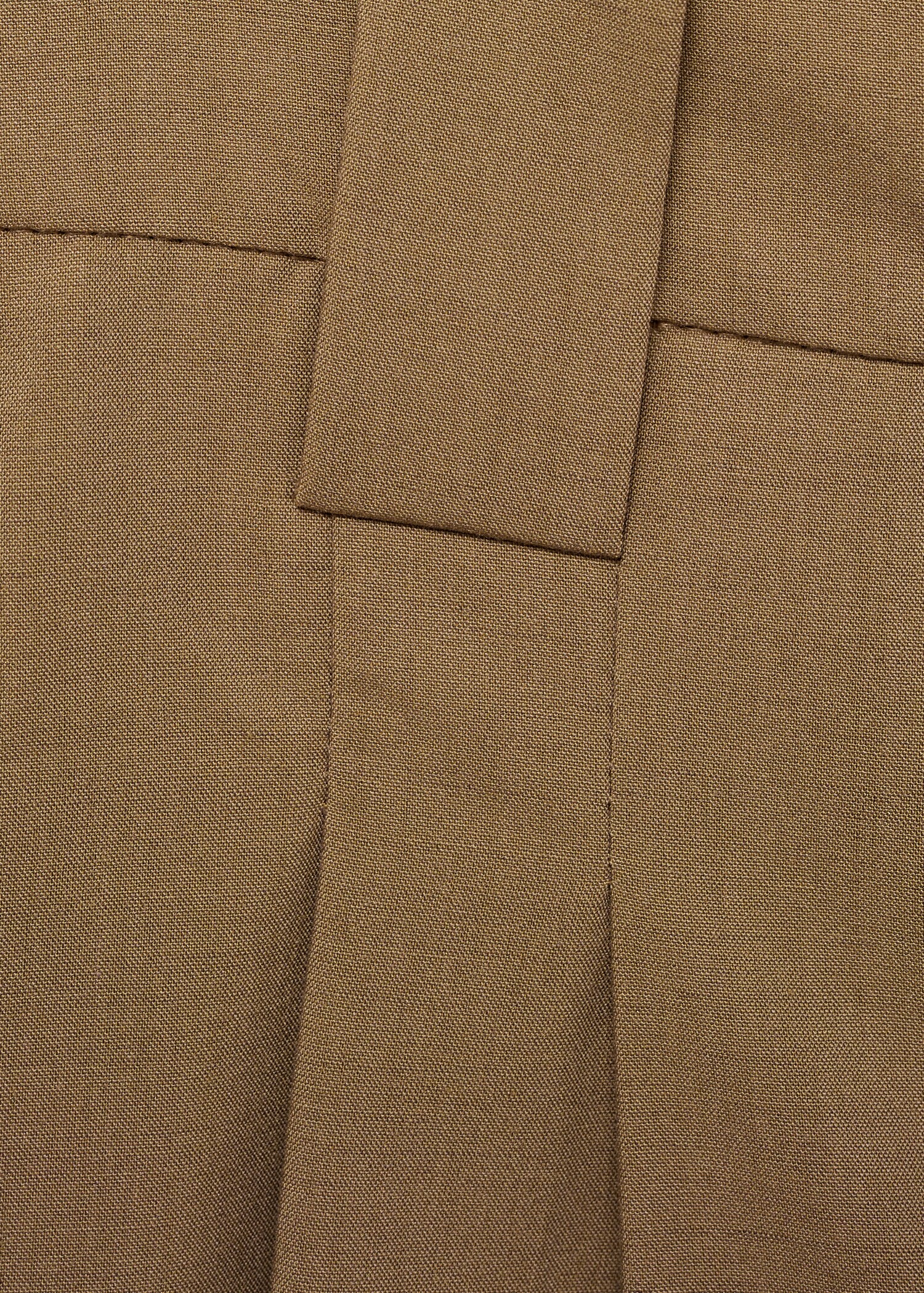 Pleated suit bermuda shorts - Details of the article 0
