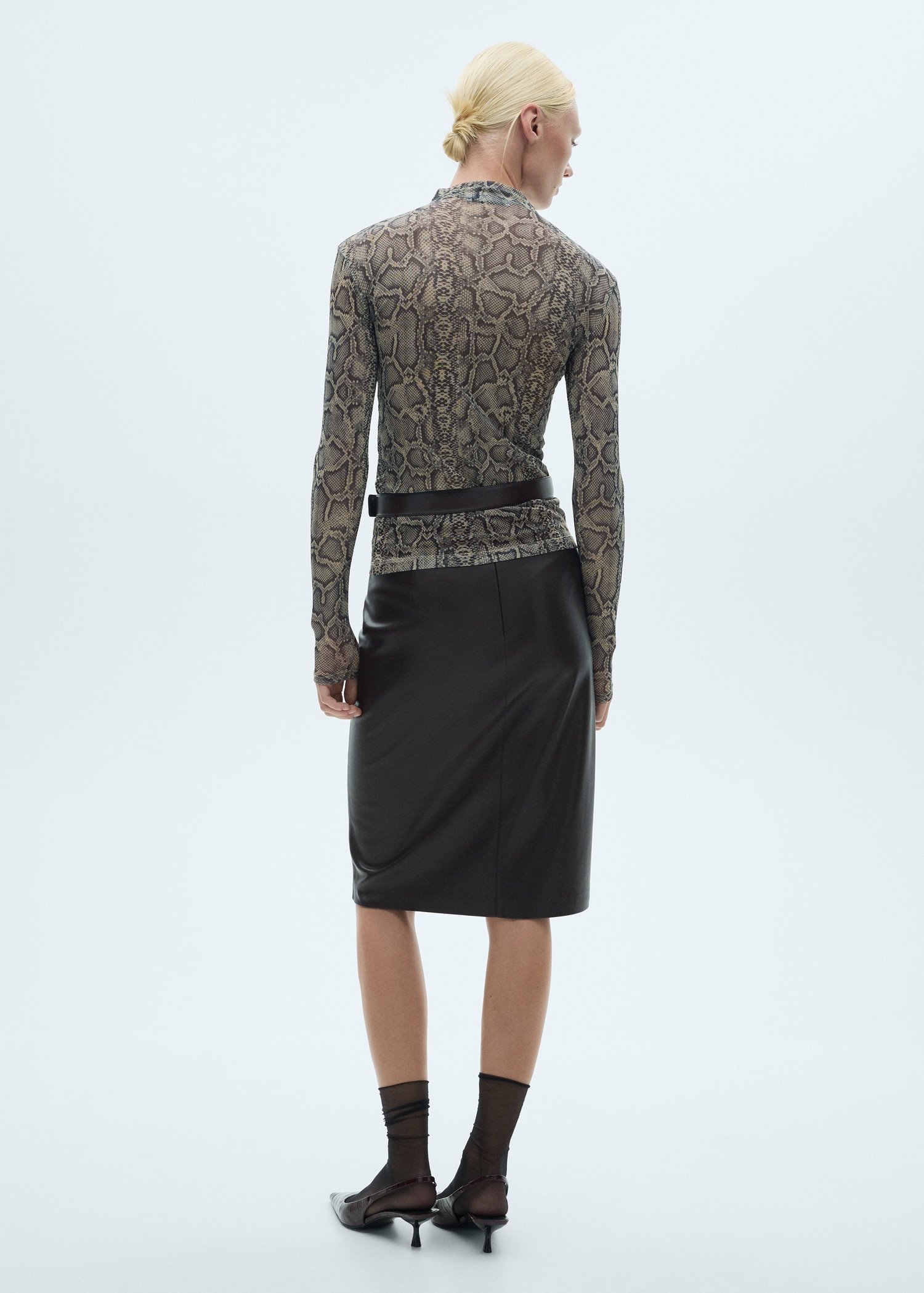 Animal print perkins neck t-shirt - Reverse of the article
