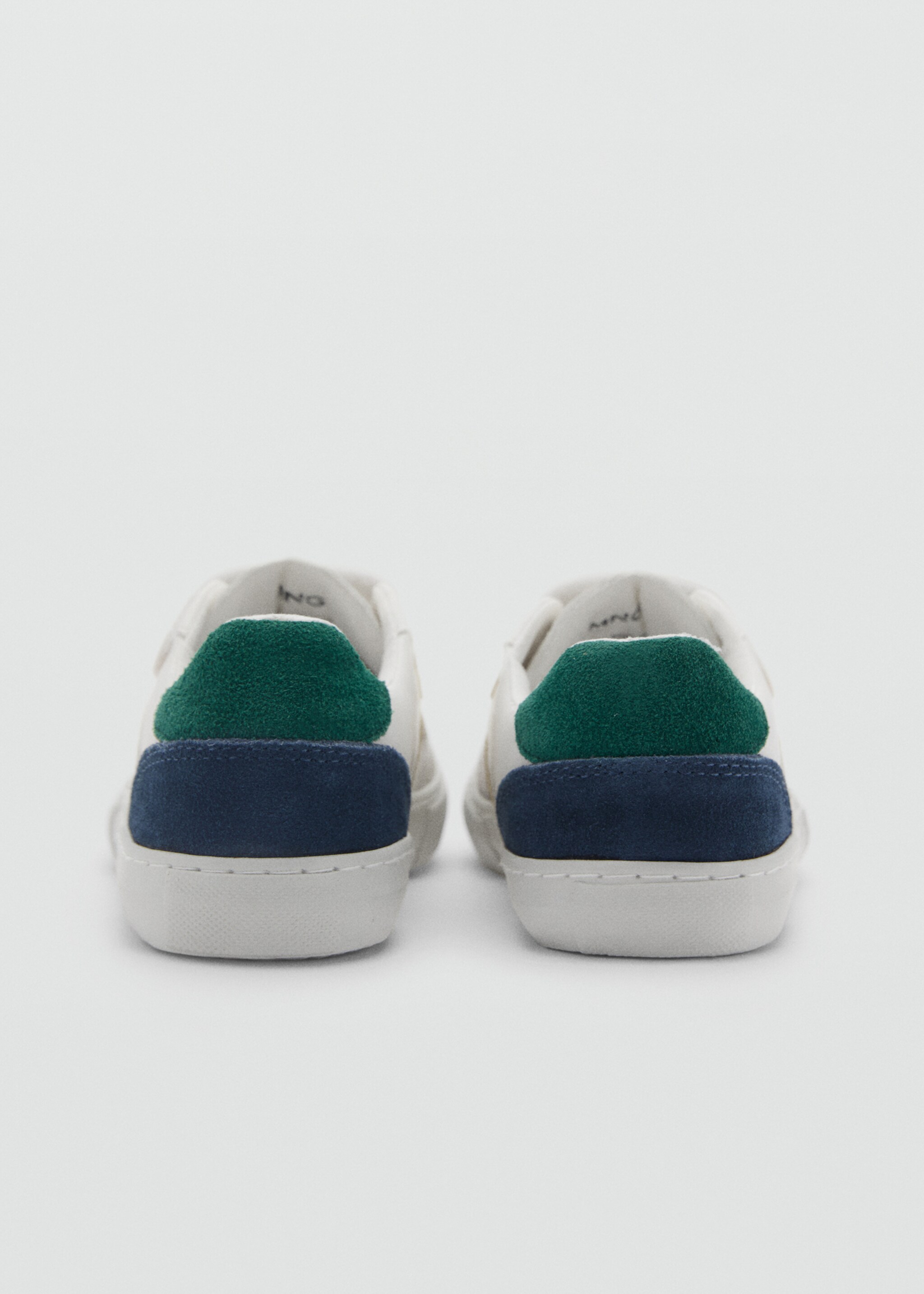 Sneakers mit Klettverschluss-Riemen - Detail des Artikels 3
