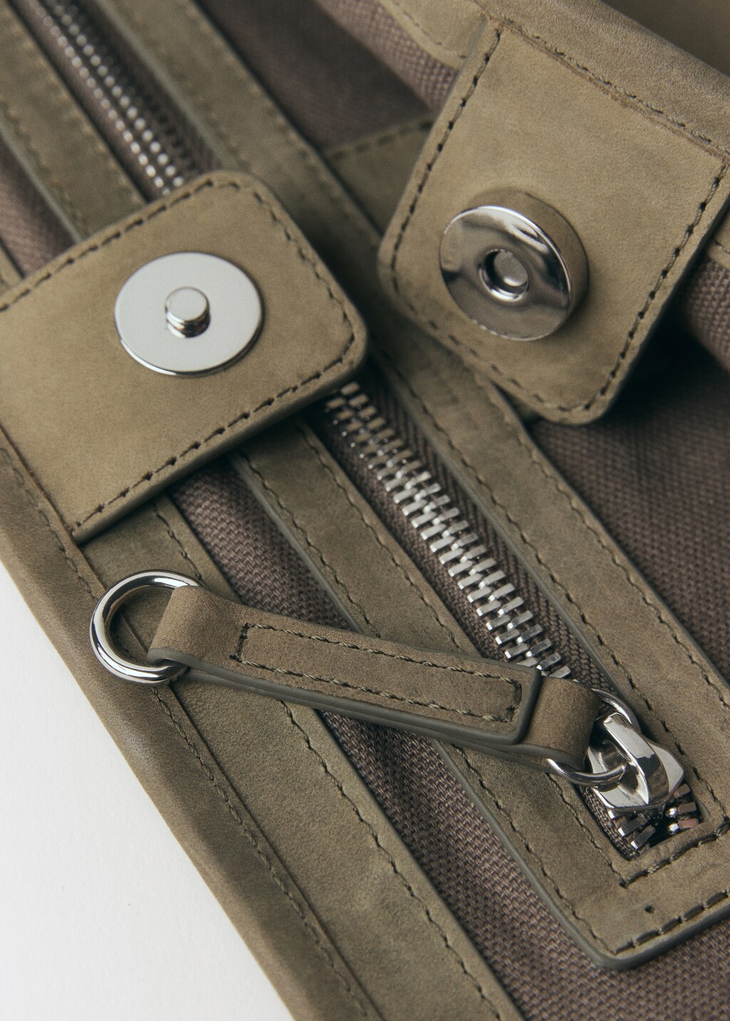 Leather purse with pockets hotsell