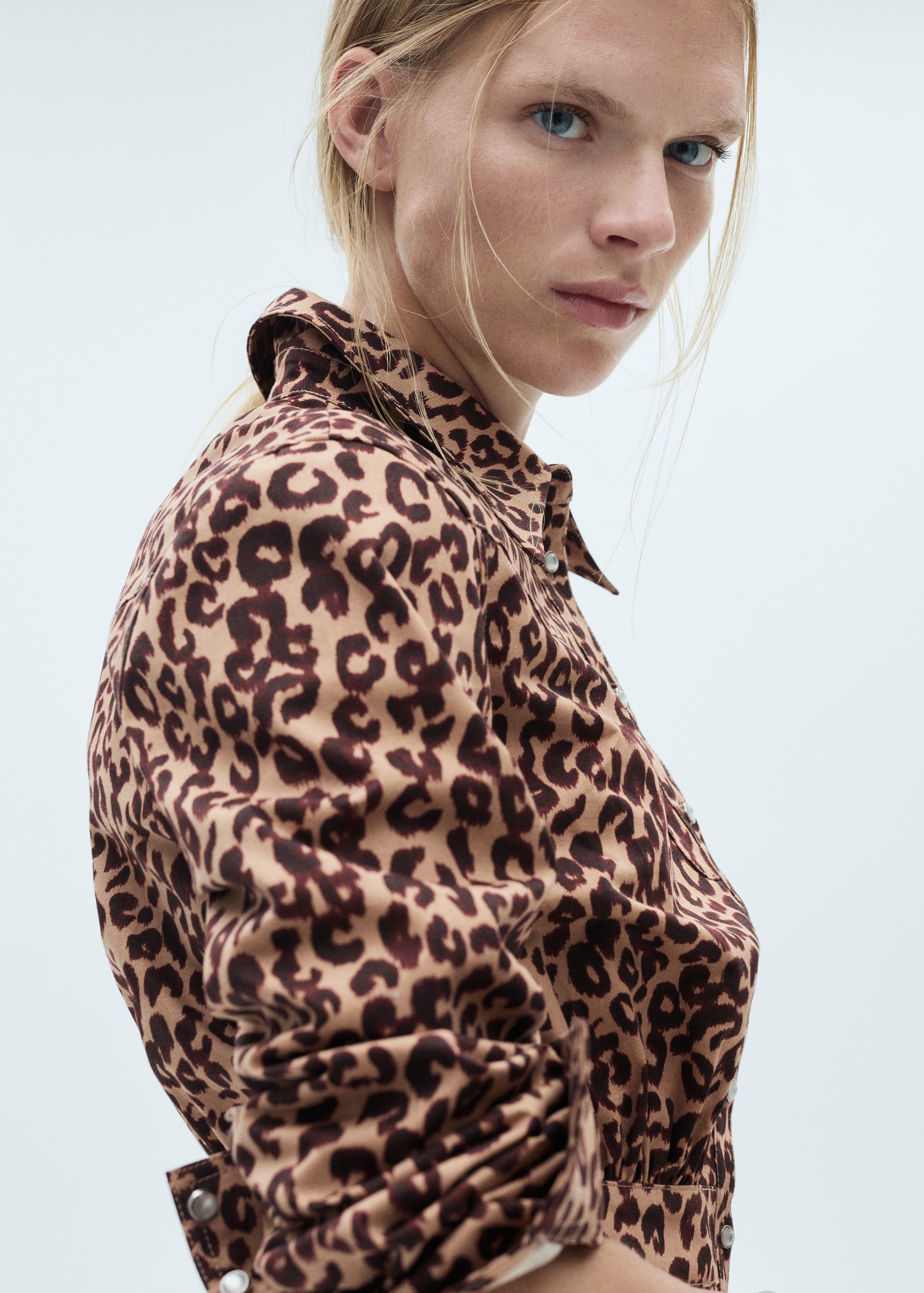 Leopard-print shirt dress - Details of the article 1