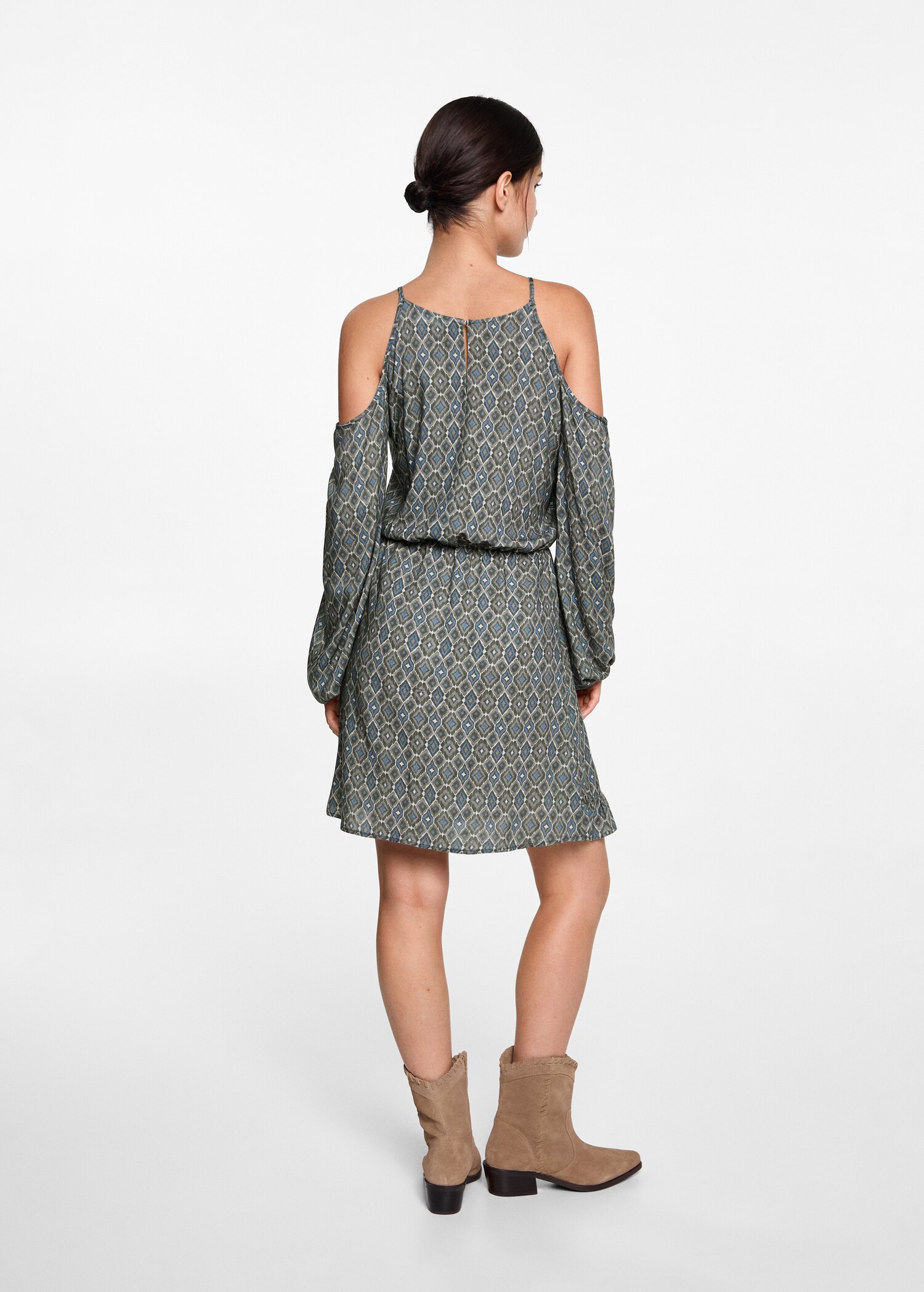 Vestido corto hombros descubiertos - Reverso del artículo