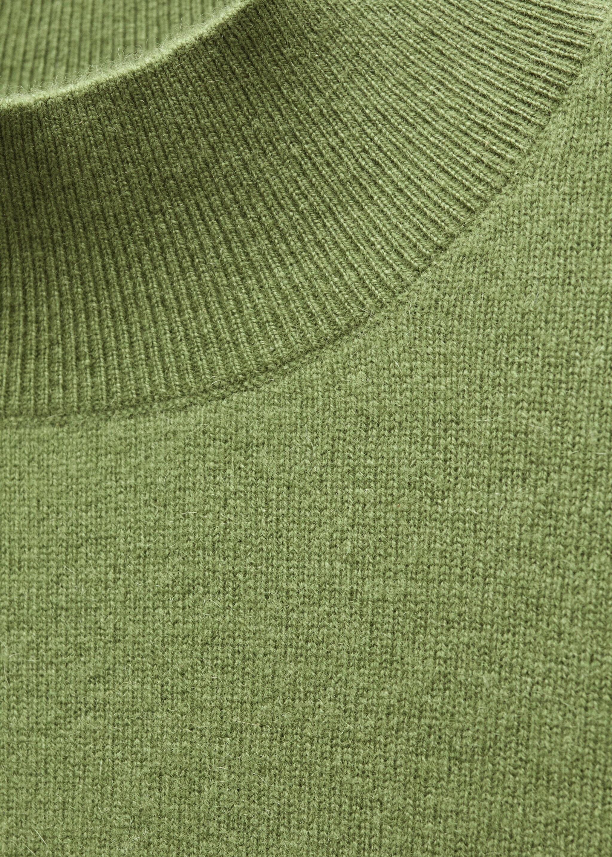 Pull-over 100 % cachemire col montant - Détail de l'article 8, Vert. Ref: 77078263-00.