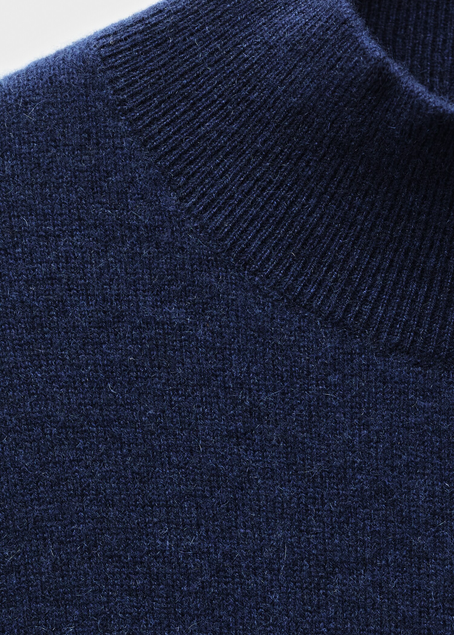 100% cashmere sweater with perkins neck - Details of the article 8