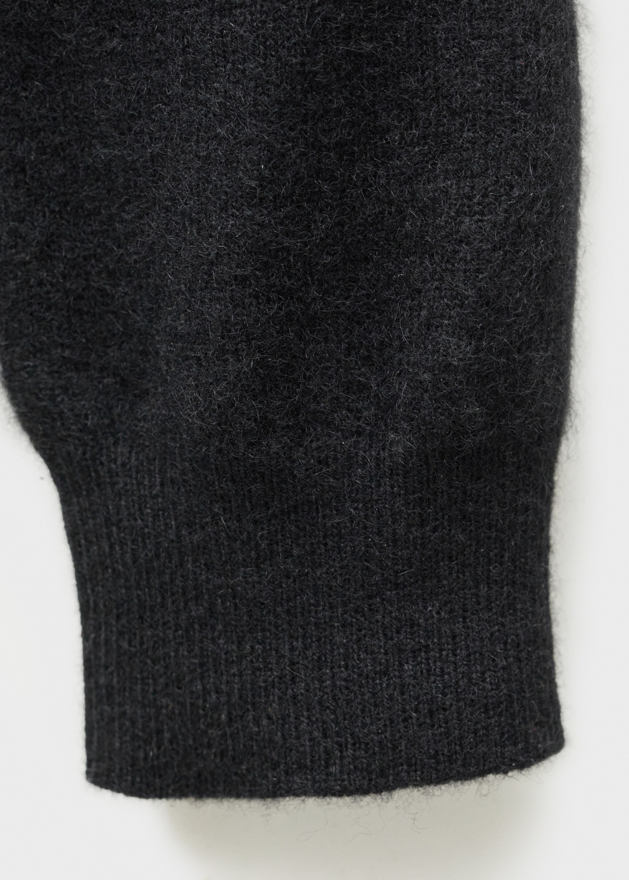 Pull-over 100 % cachemire col montant - Détail de l'article 0, Noir. Ref: 77078263-00.