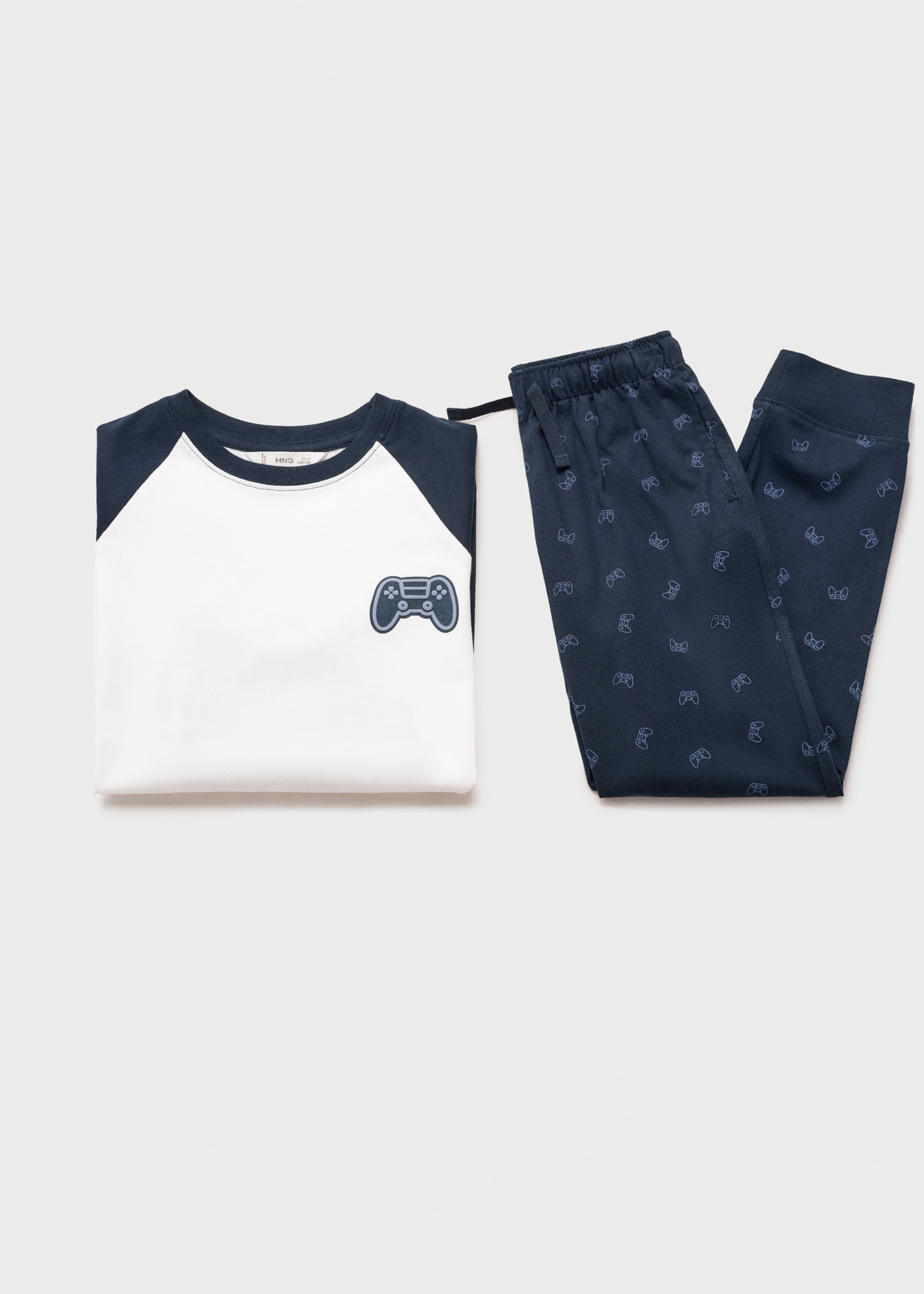 Cotton printed long pyjamas - Details of the article 0