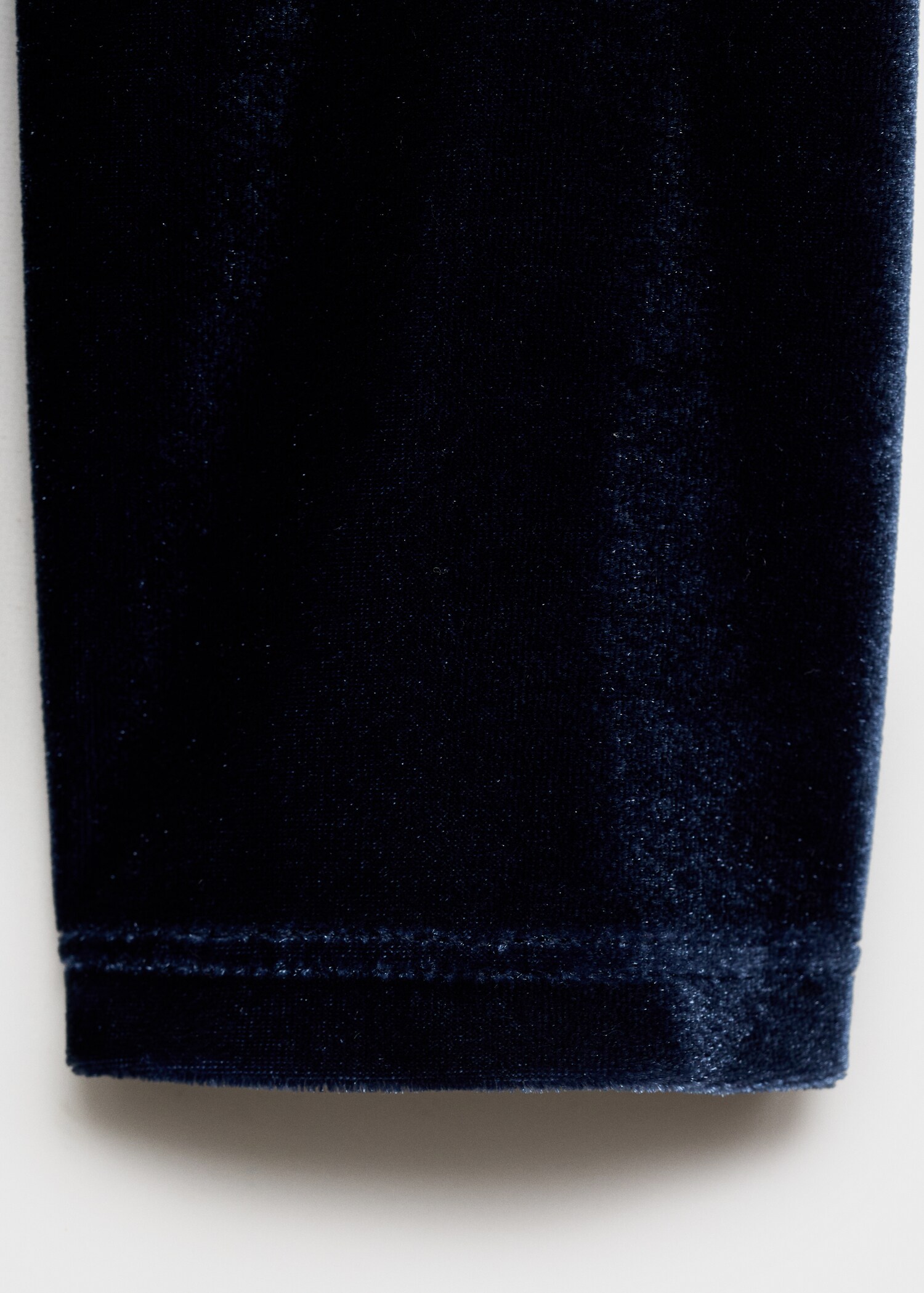 Off-the-shoulder velvet dress - Details of the article 0