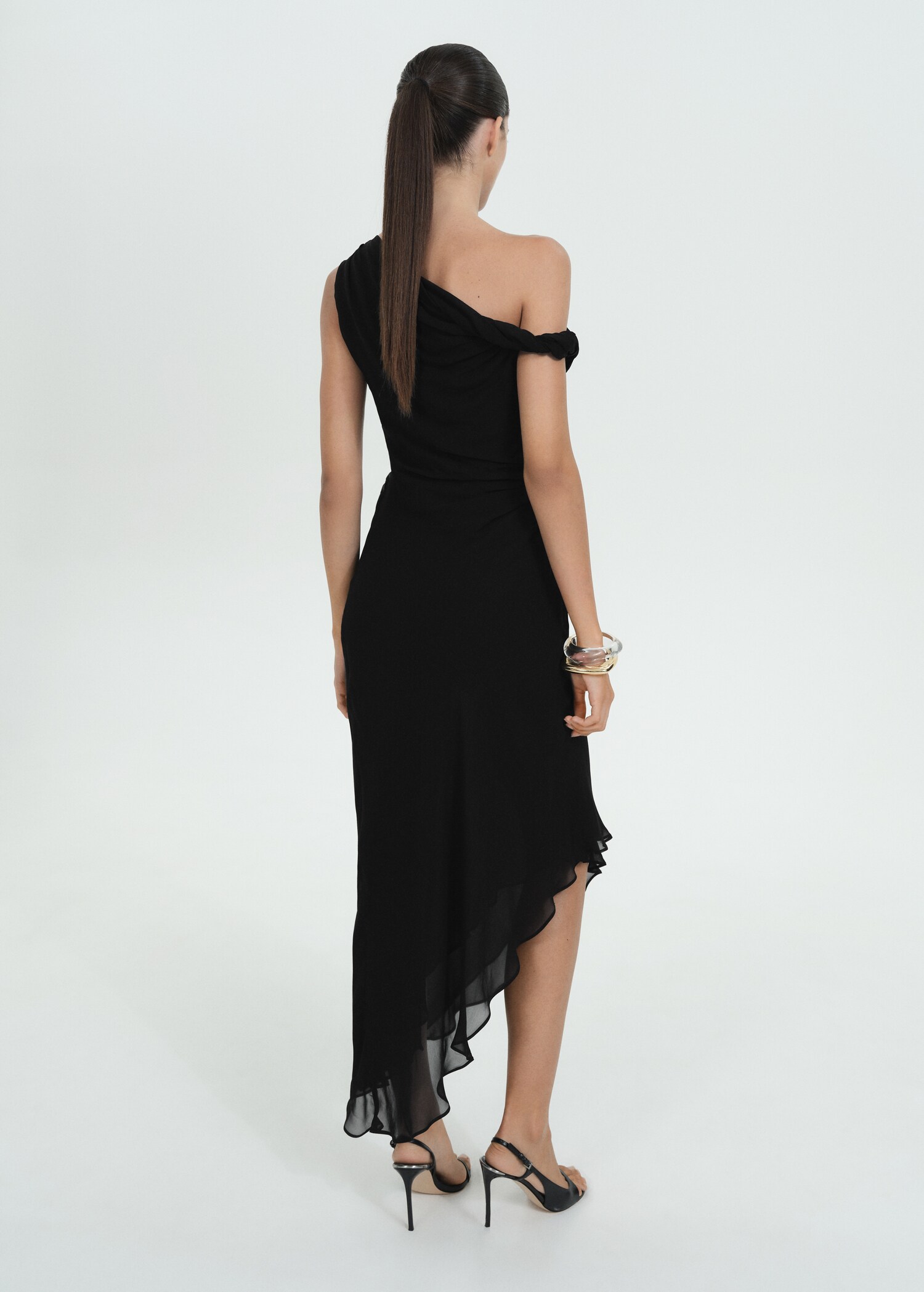 Asymmetrical pleated dress - Reverse of the article