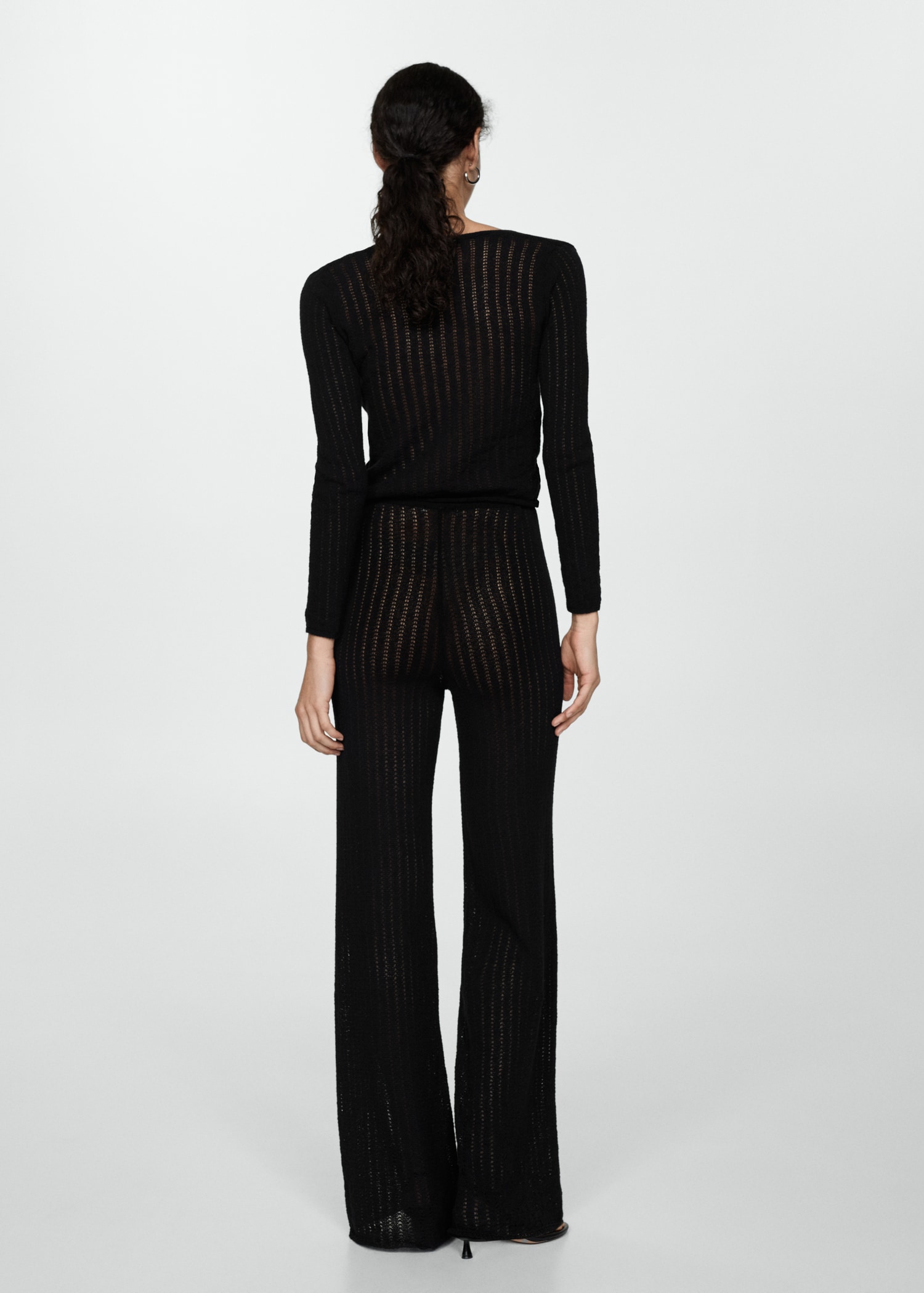 Straight knitted trousers - Reverse of the article