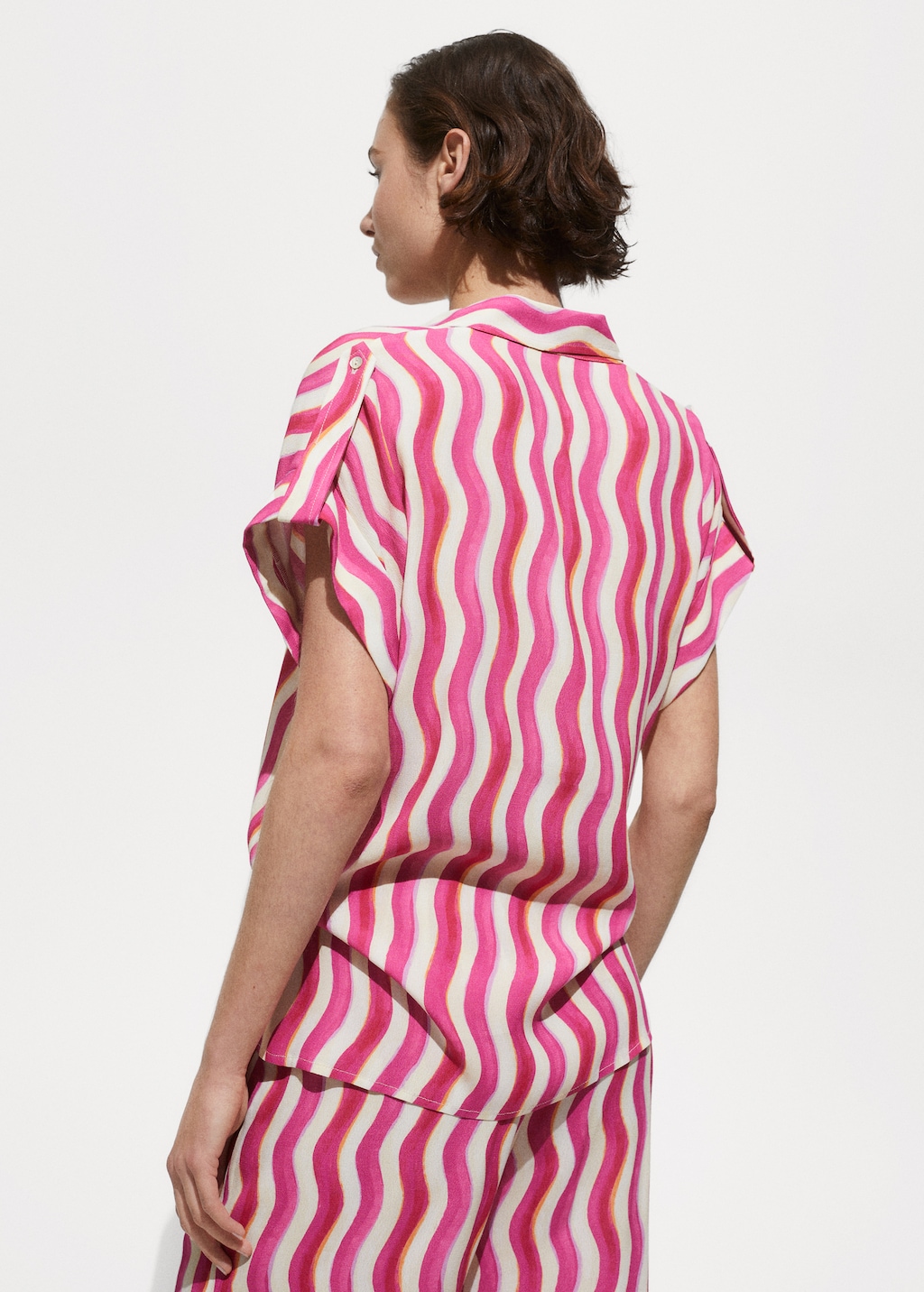 Camisa manga corta estampada Mujer MANGO Espana Peninsula y Baleares