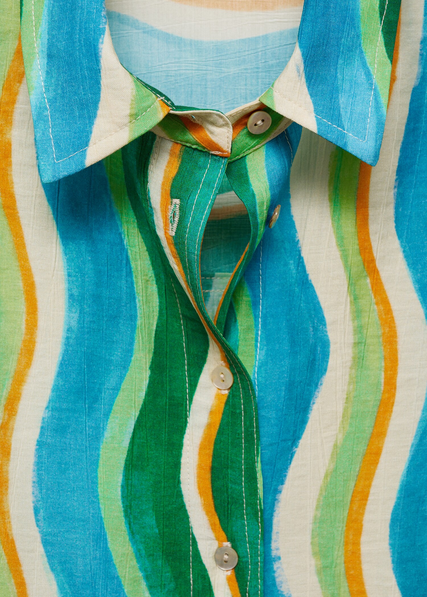 Camisa manga corta estampada - Detalle del artículo 8