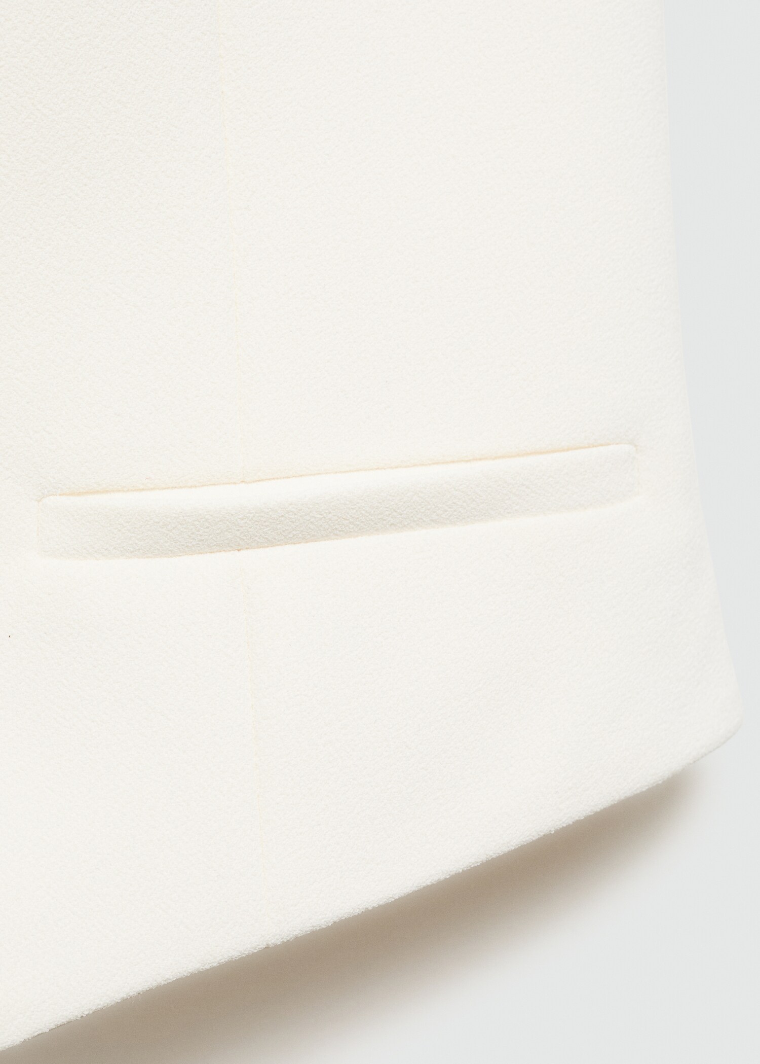 Halter-neck gilet with buttons - Details of the article 8