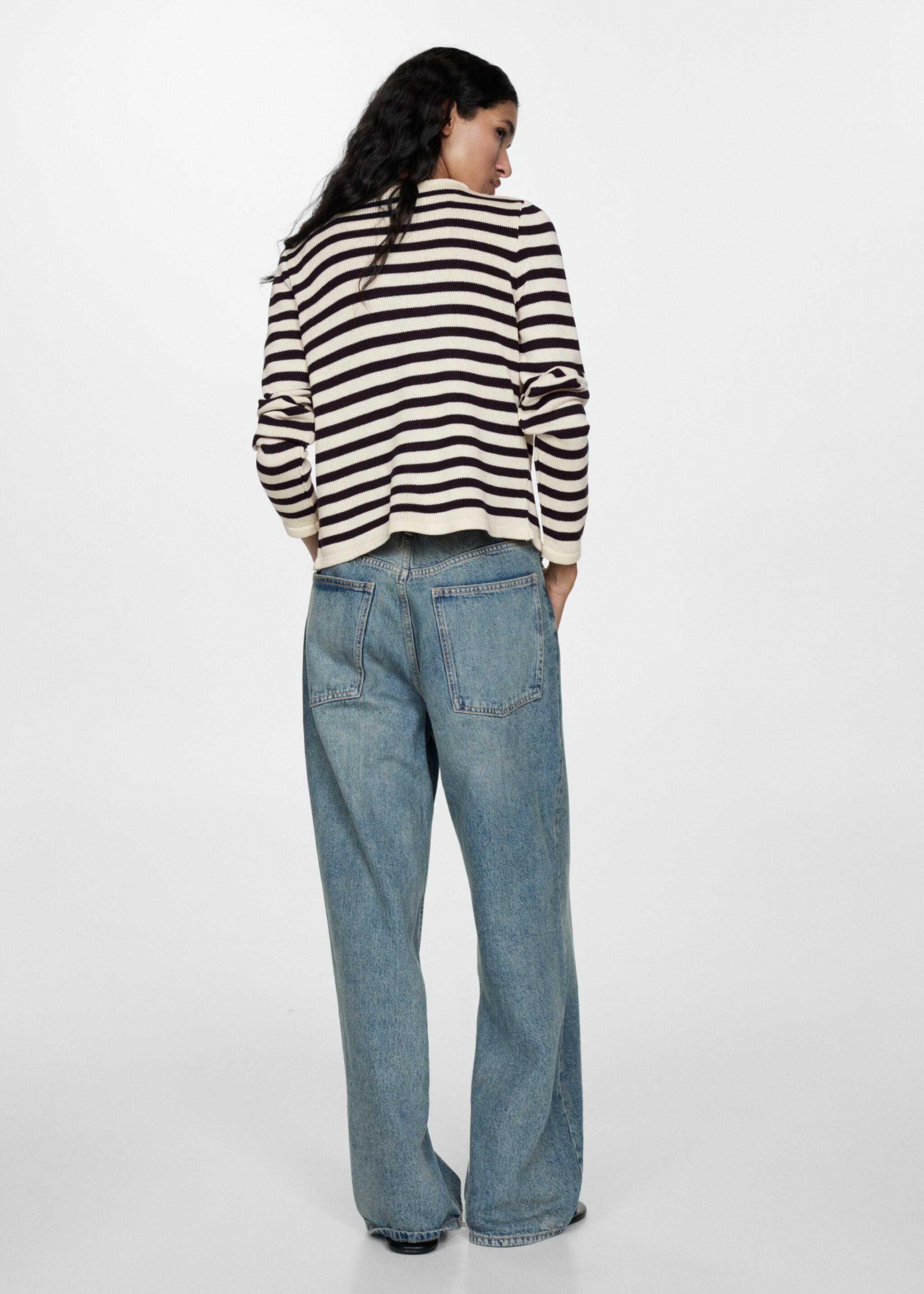 Knitted cardigan with jewel button - Reverse of the article