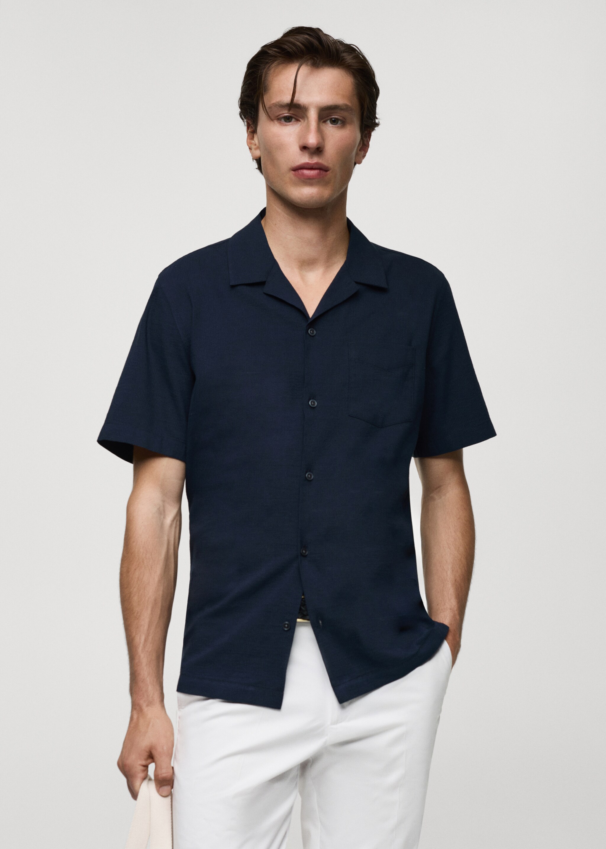Chemise regular-fit 100 % coton seersucker - Plan moyen, Bleu marine foncé. Ref: 77080571-00.