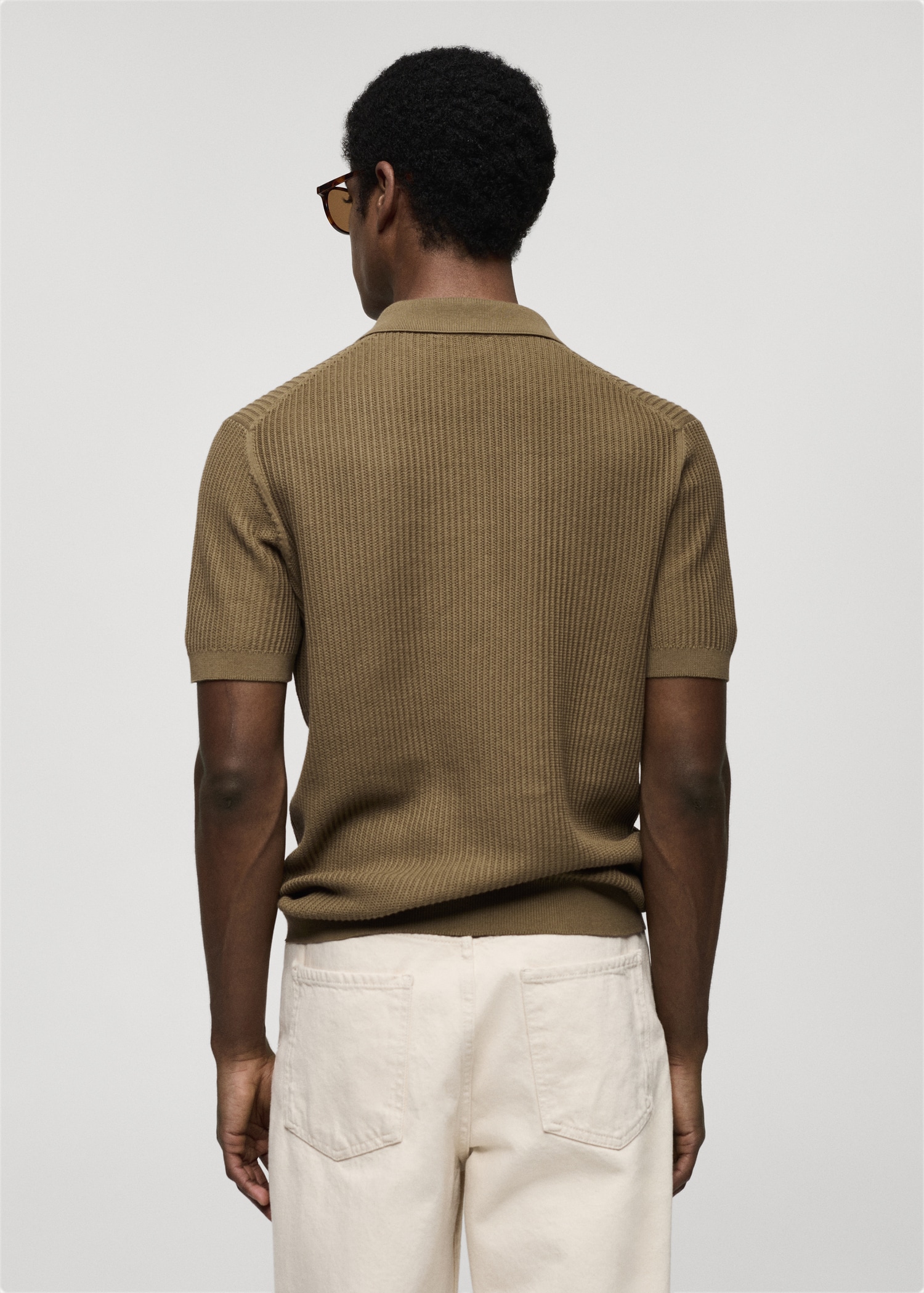 Geribd gebreid katoenen poloshirt - Achterkant van het artikel