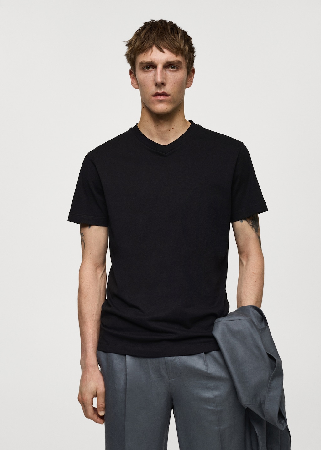 Black t shirt v neck hotsell