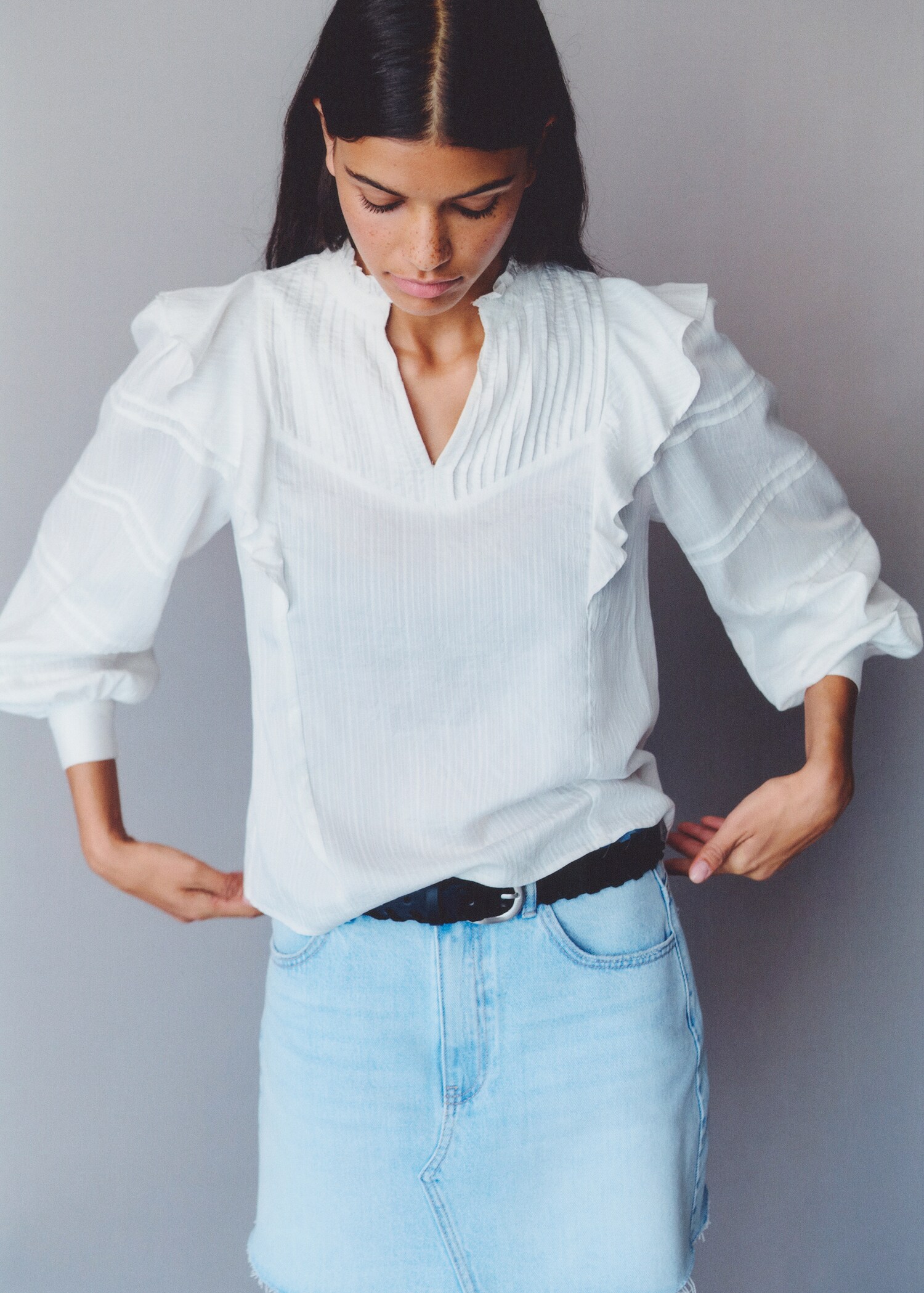 Denim mini-skirt - Details of the article 7