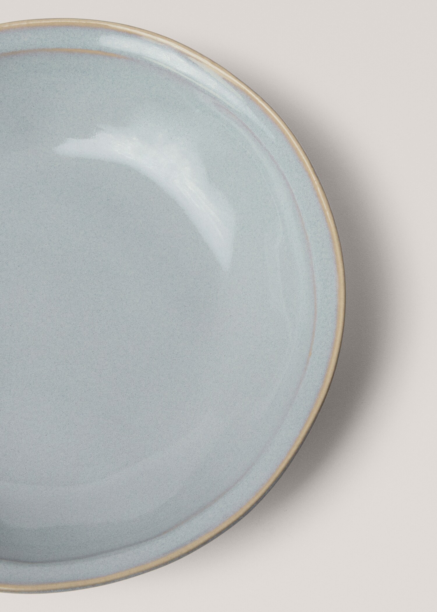 Aged double-edged stoneware deep plate - Details of the article 1