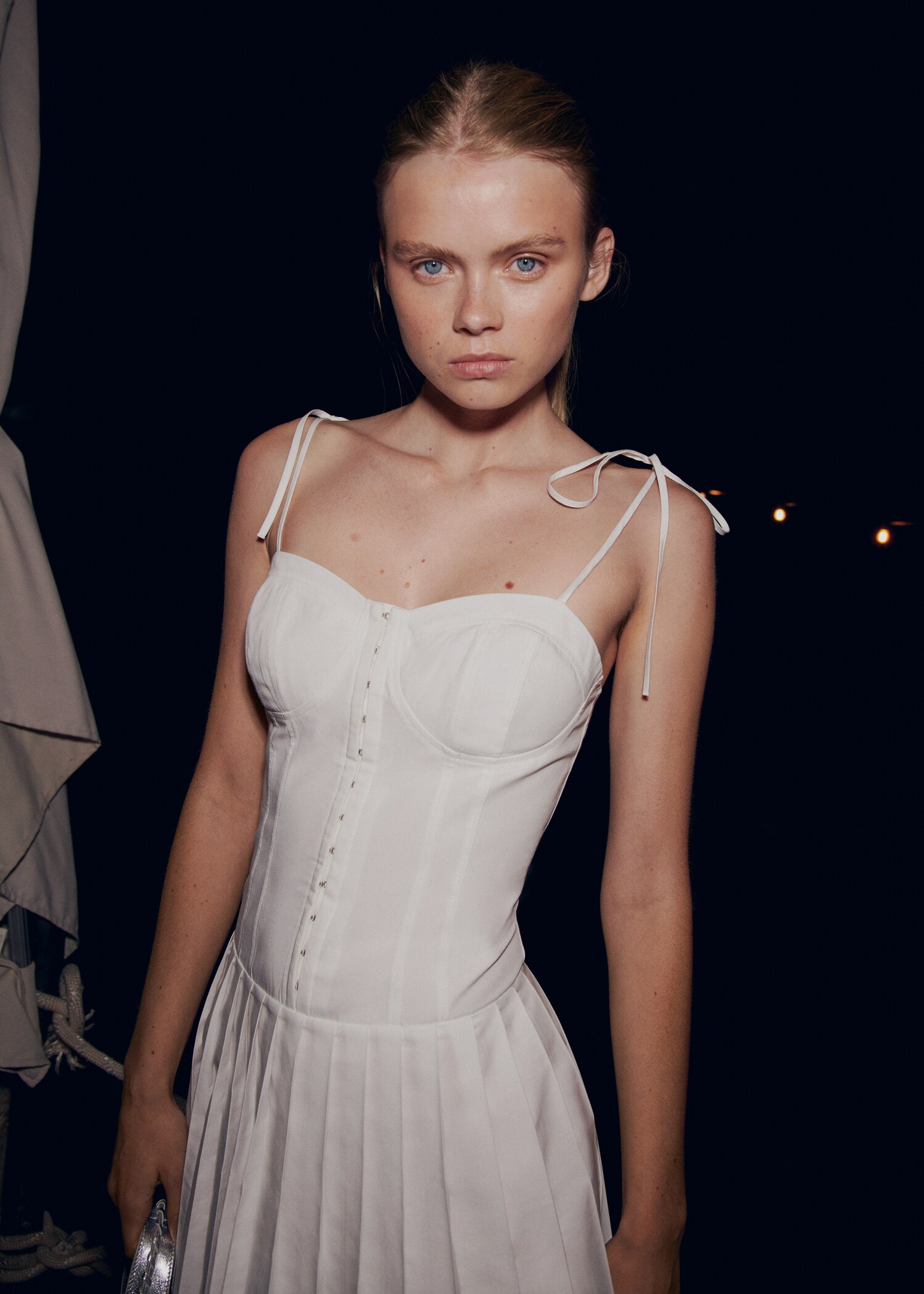 Robe courte plissée - Détail de l'article 6