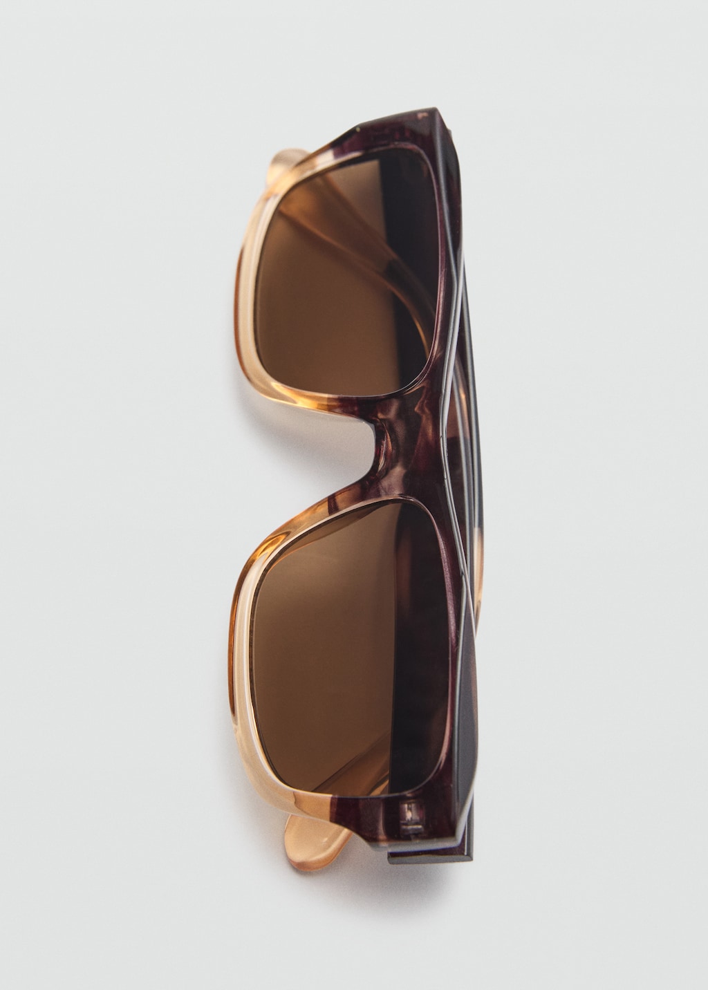 Lunettes de soleil monture degradee Homme MANGO Madagascar