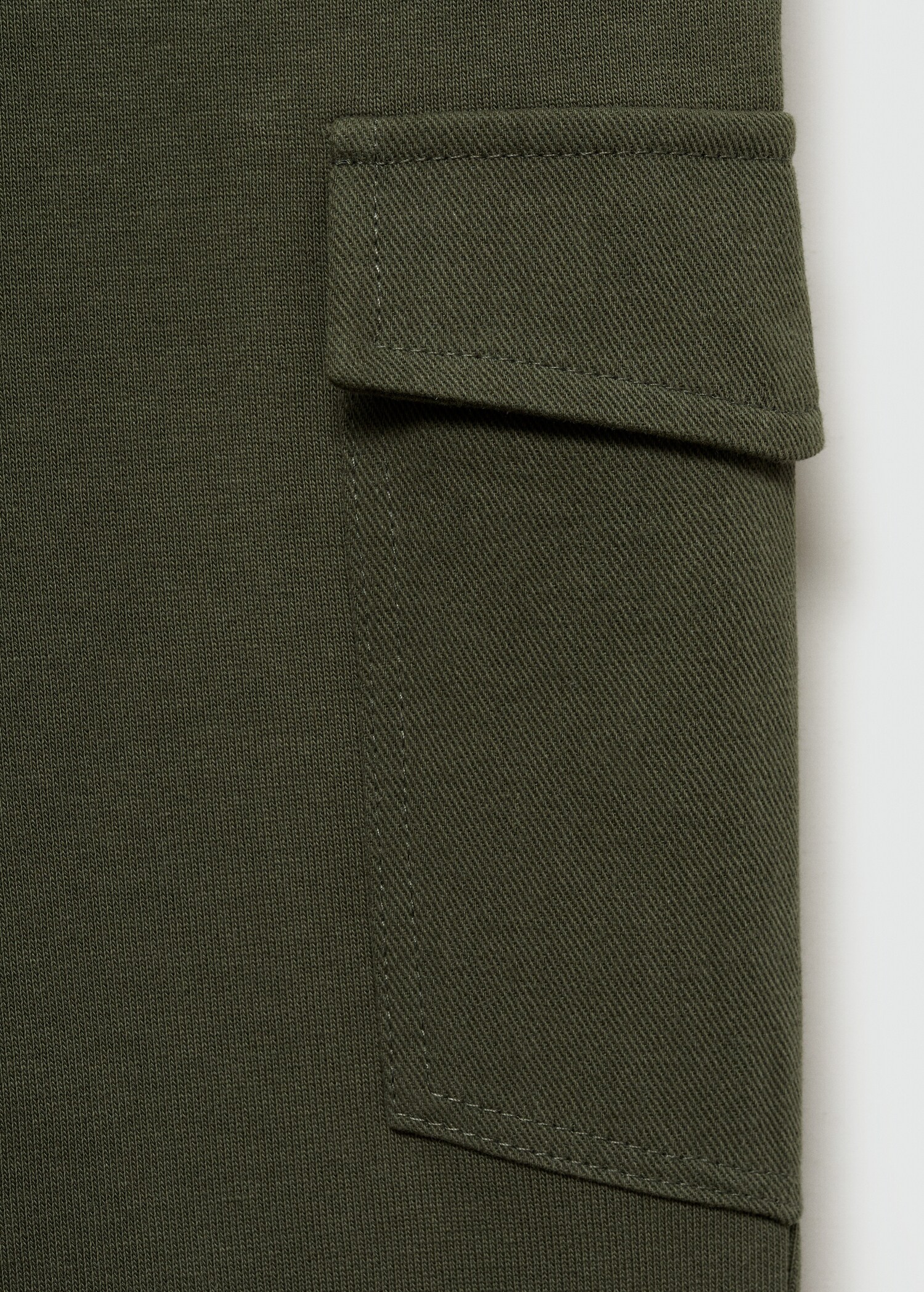 Cargo jogger trousers - Details of the article 0
