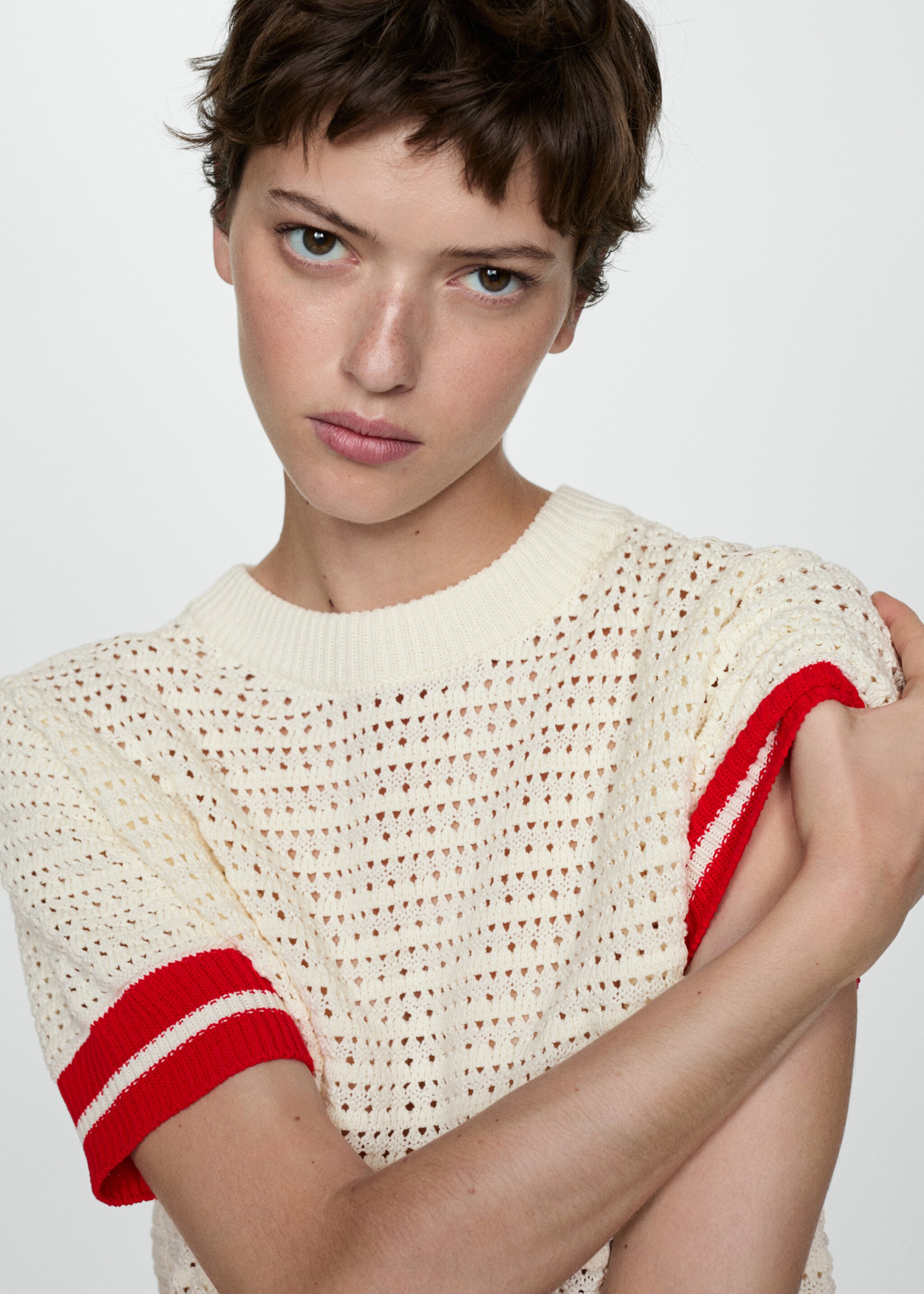 Striped open-work sweater - Details of the article 1, Red. Ref: 77082923-00.
