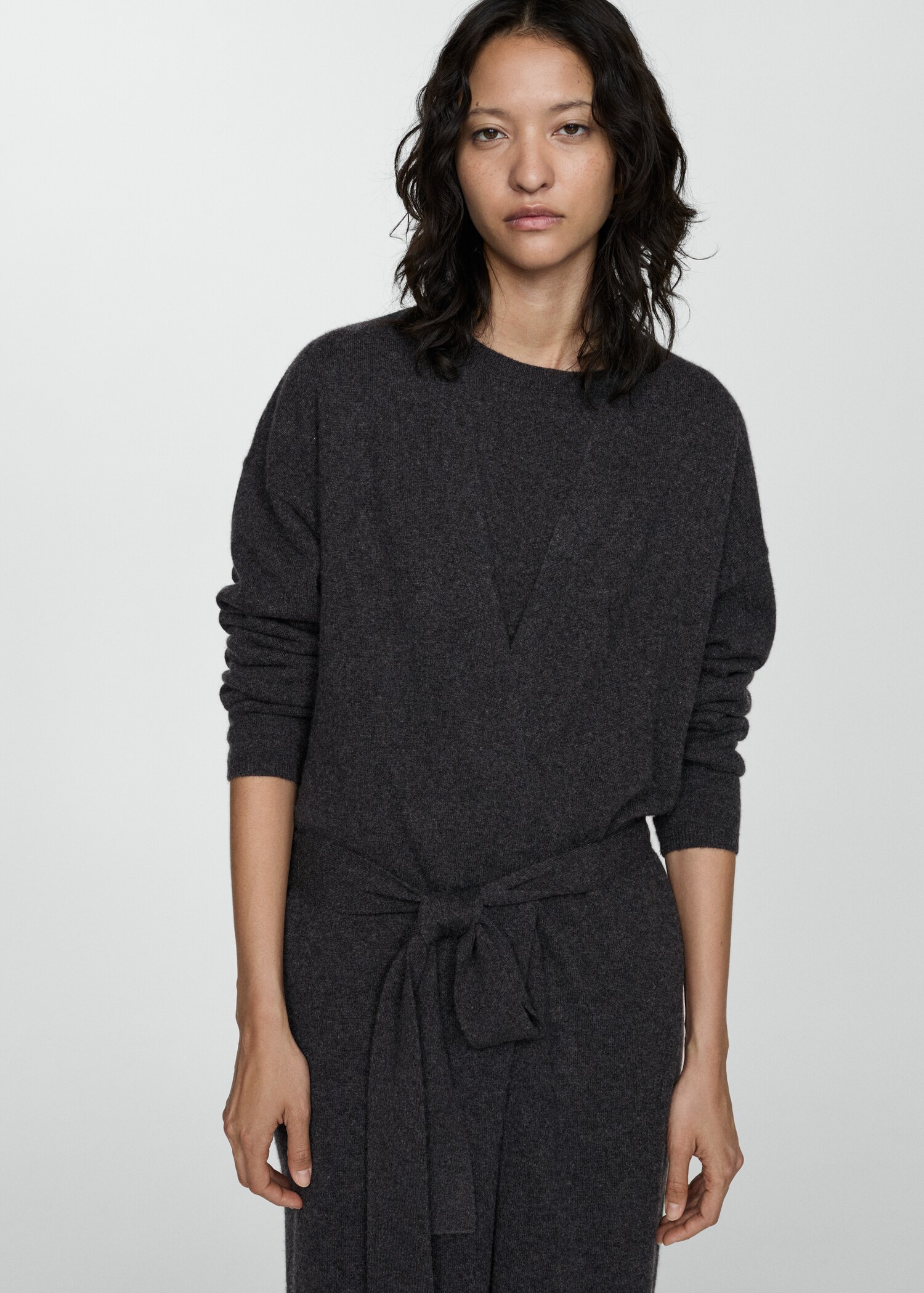 Cárdigan 100% cashmere - Plano medio