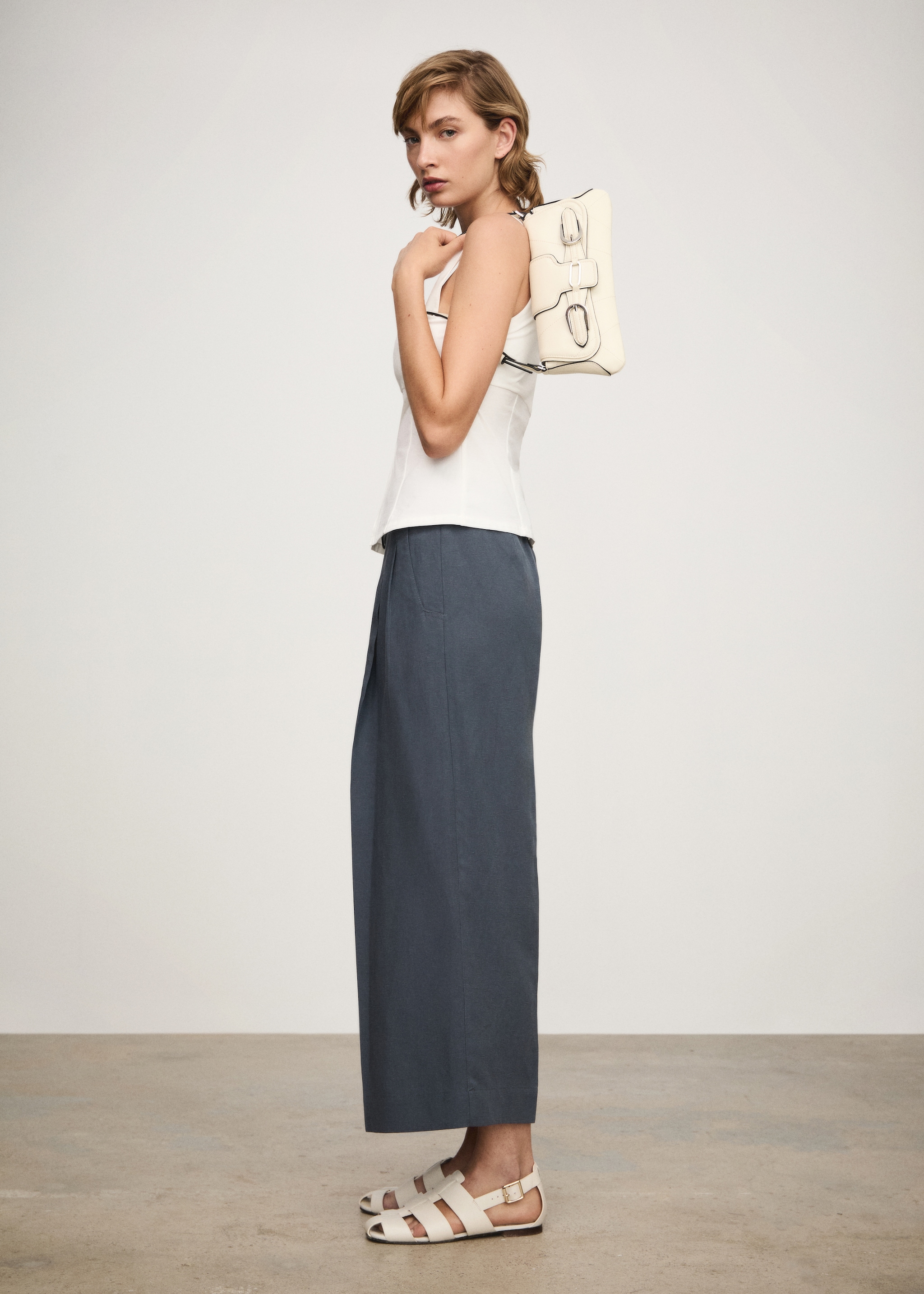 Lyocell trousers with belt - Details of the article 2