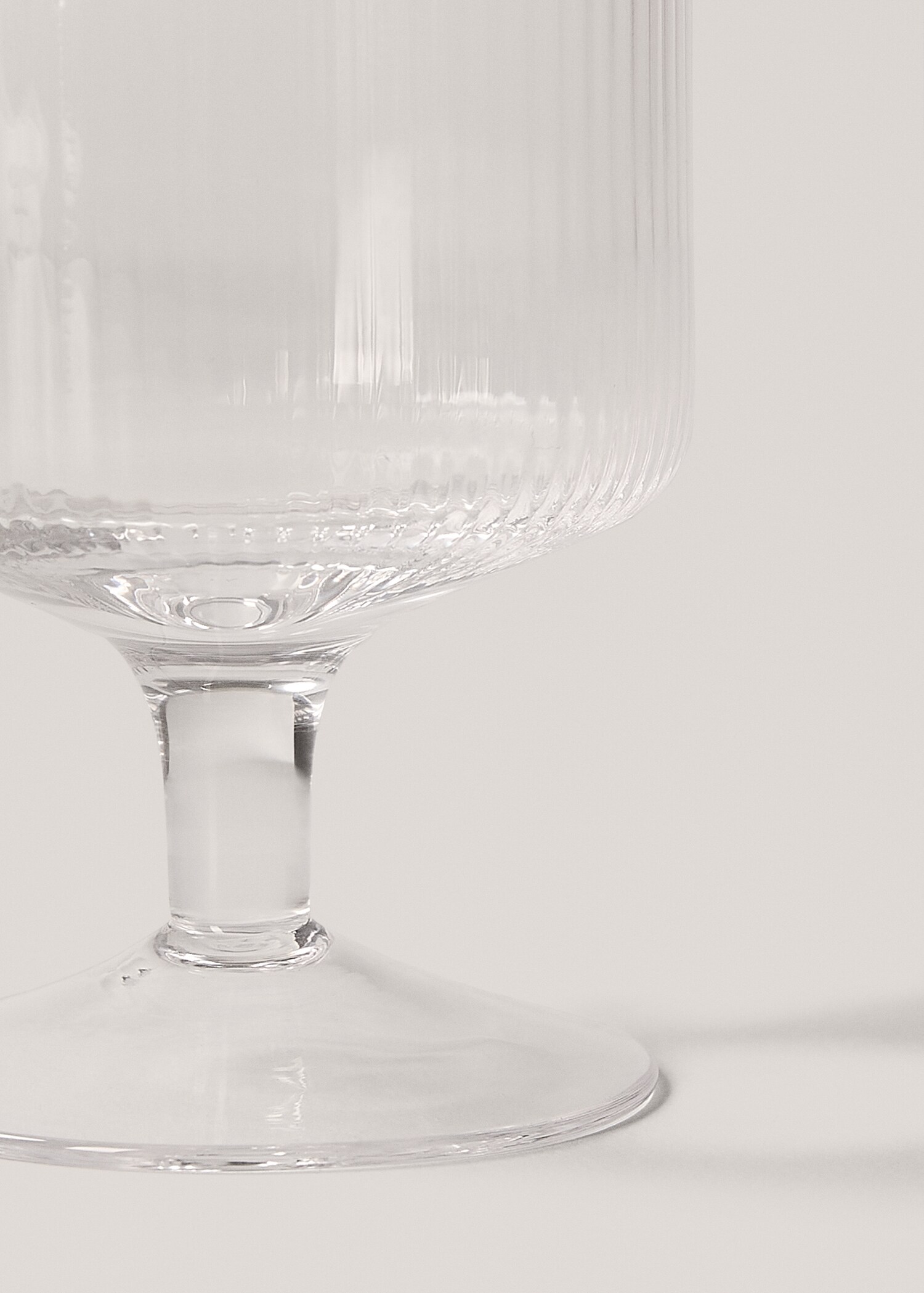 Striped glass goblet - Details of the article 2