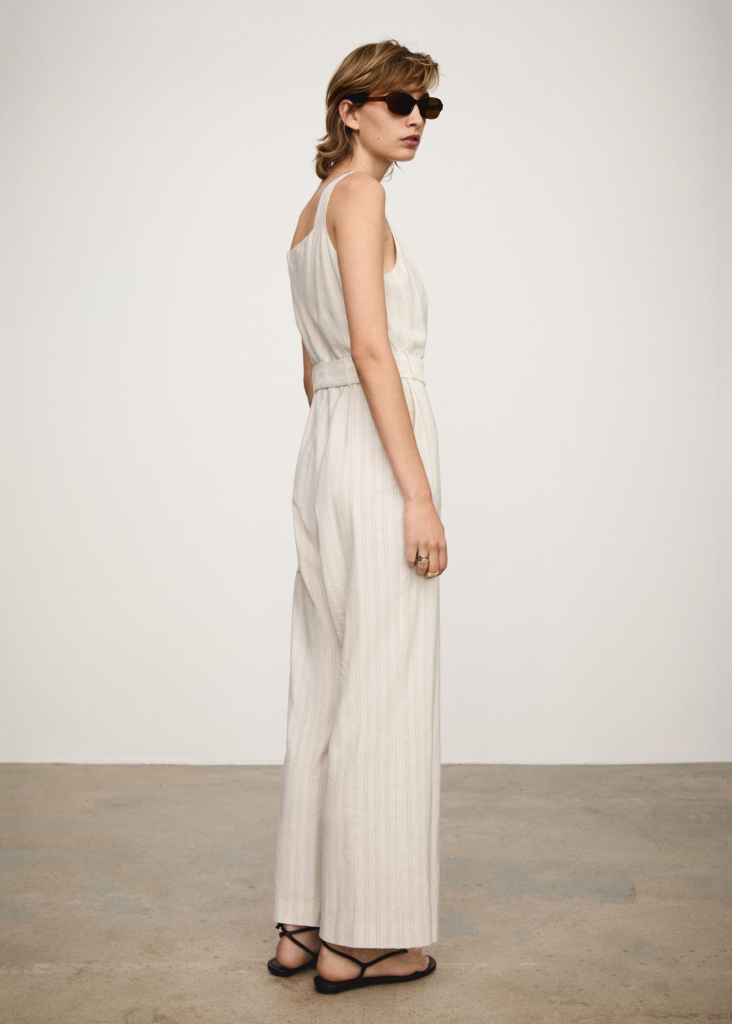 Striped bow jumpsuit - Reverse of the article