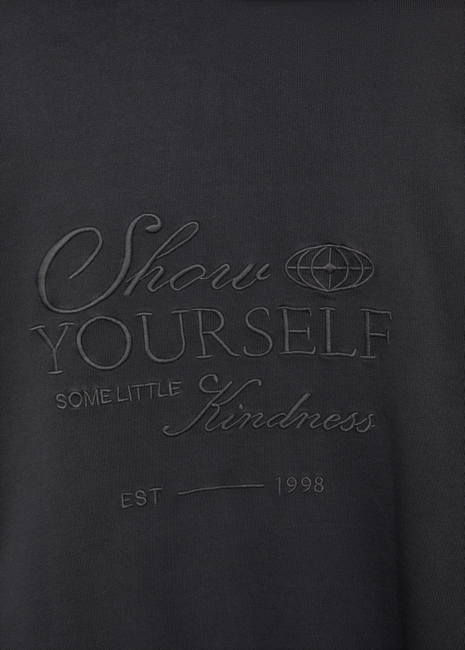 Embroidered hoodie - Details of the article 8