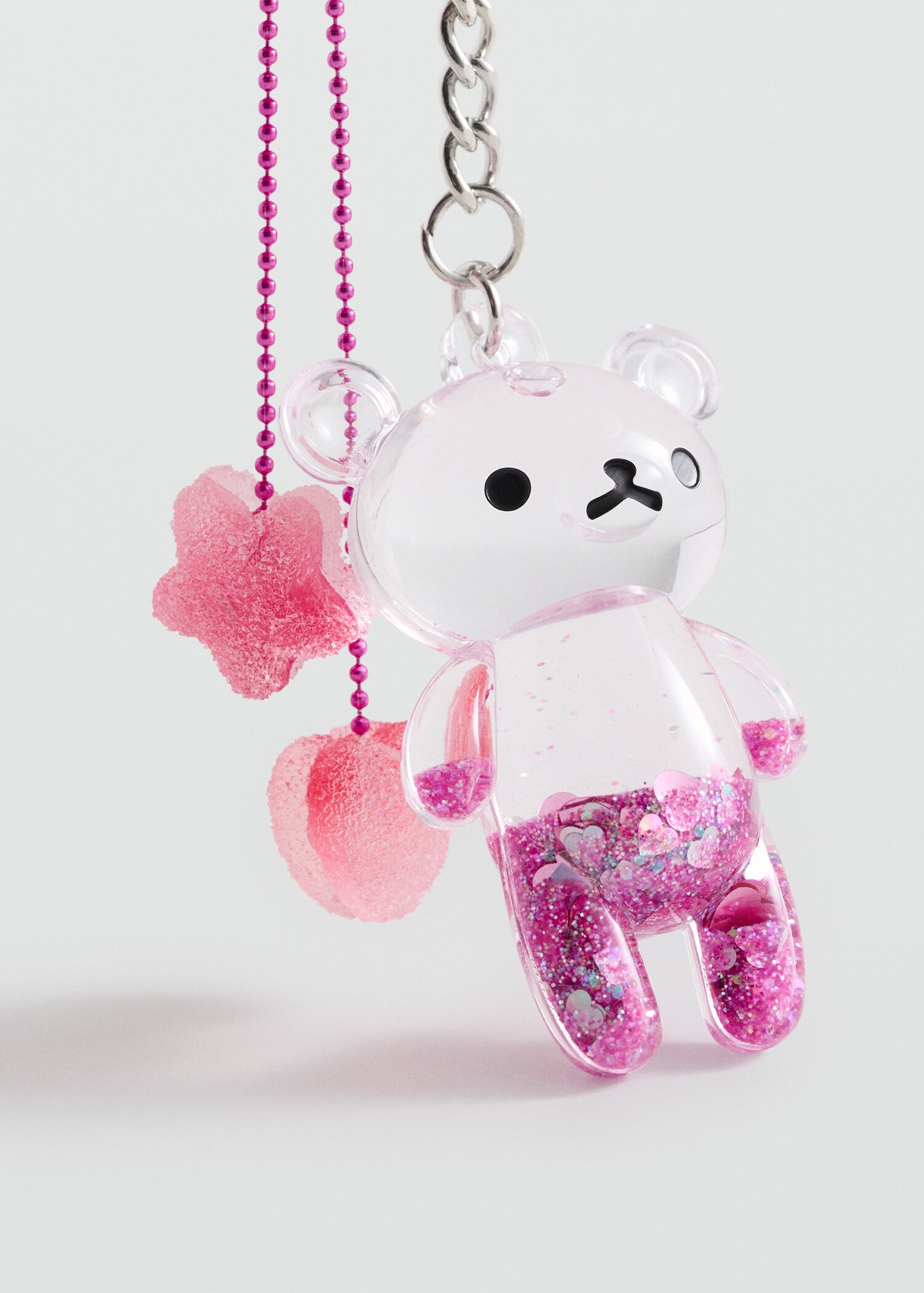 Keychain with bear design - Details of the article 1
