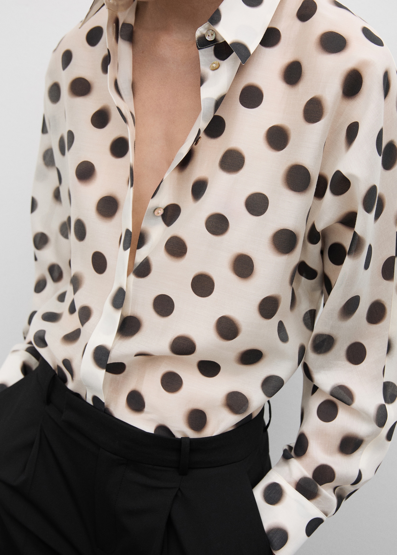 Polka-dot lyocell shirt - Details of the article 6