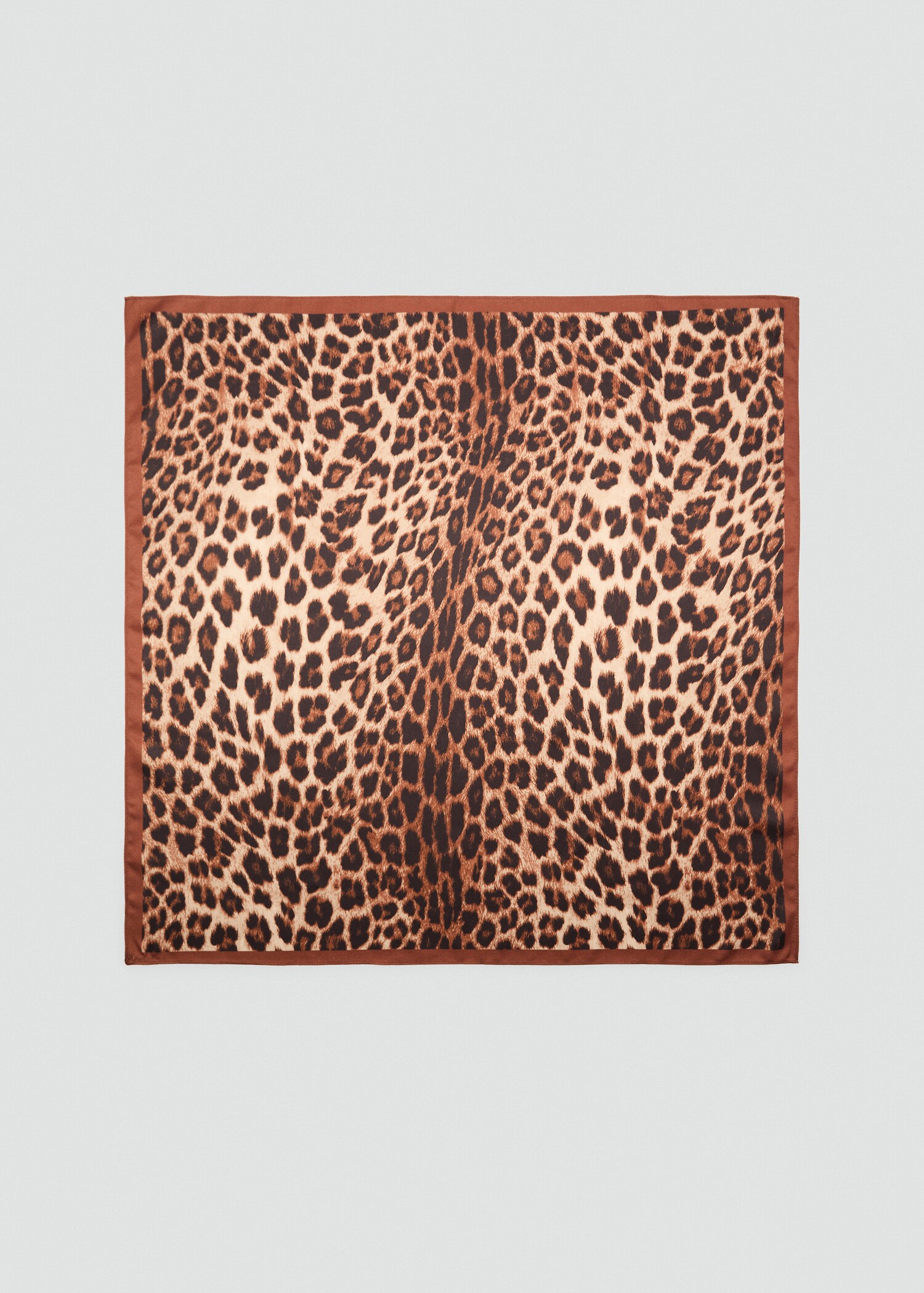 Foulard imprimé léopard - Article sans modèle