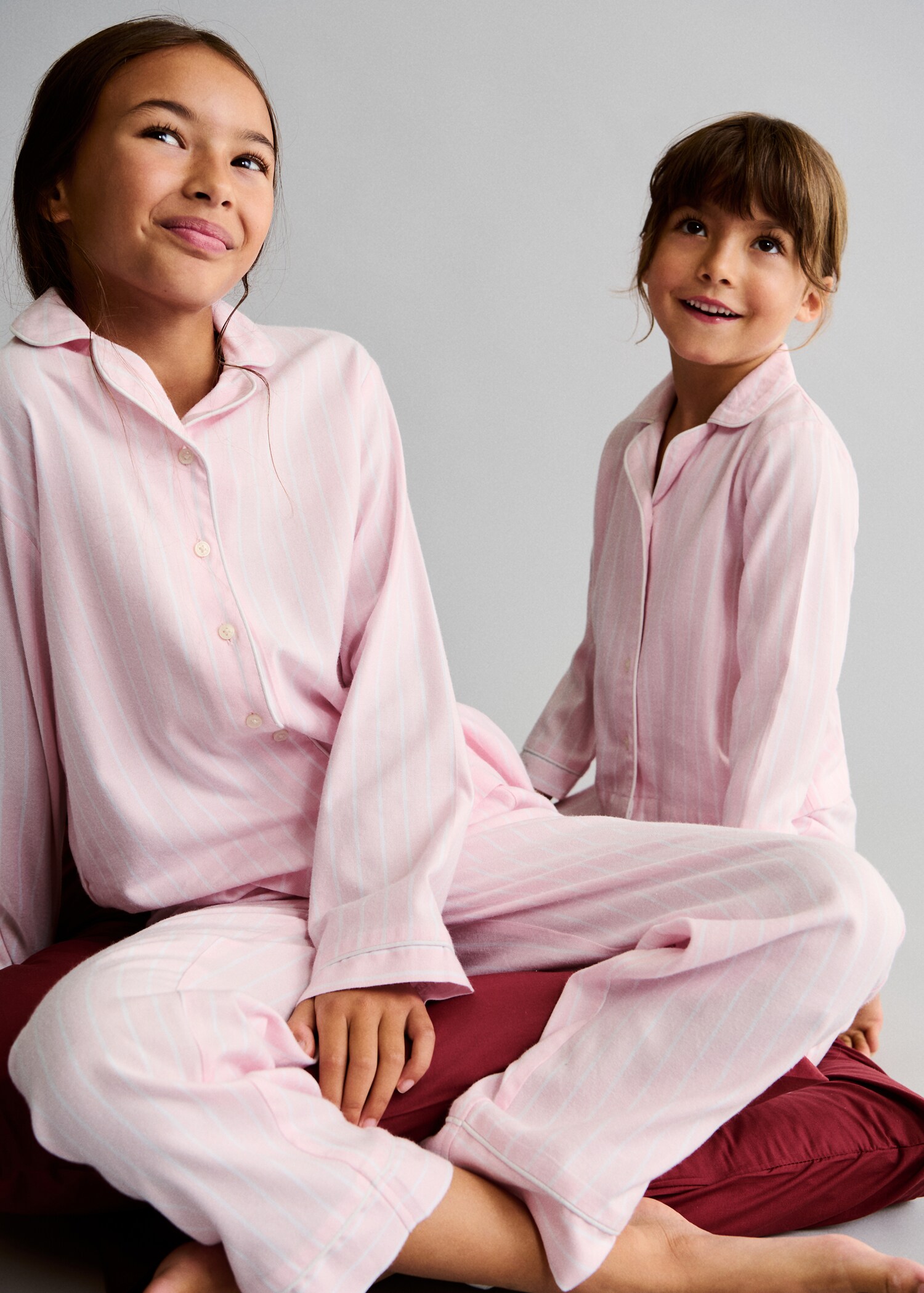 Striped long pajamas - Details of the article 5