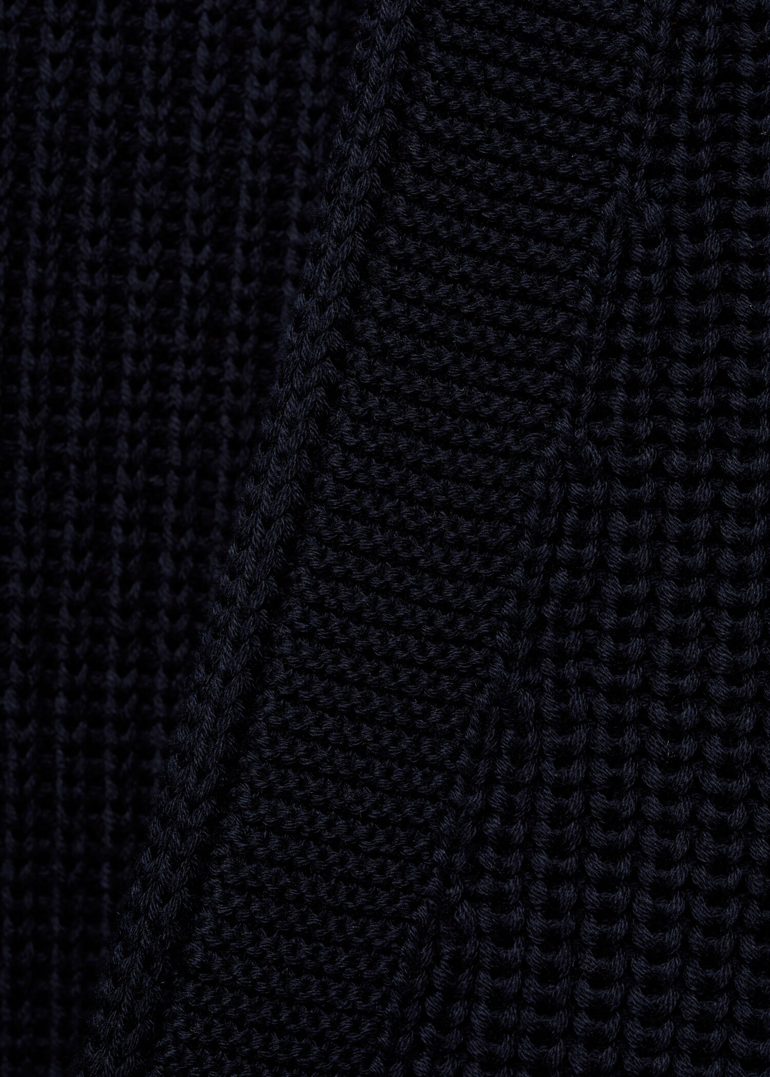 Chunky ribbed cardigan with buttons - Details of the article 0