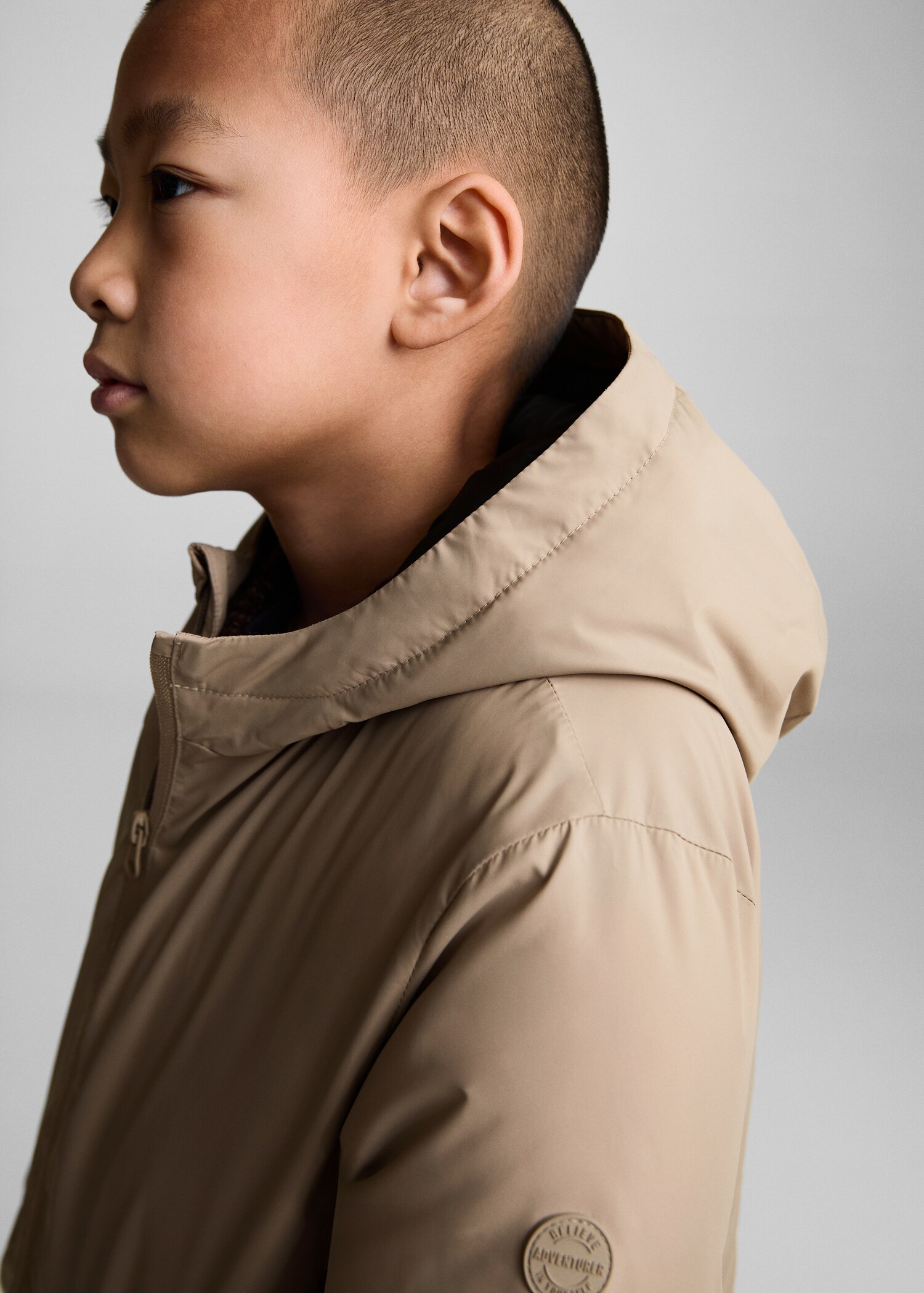 Hooded water-repellent quilted jacket - Details of the article 1