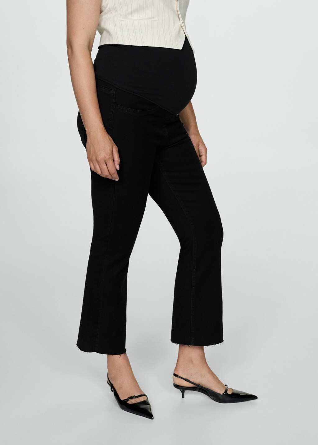 Maternity flared cropped jeans Woman MANGO Qatar