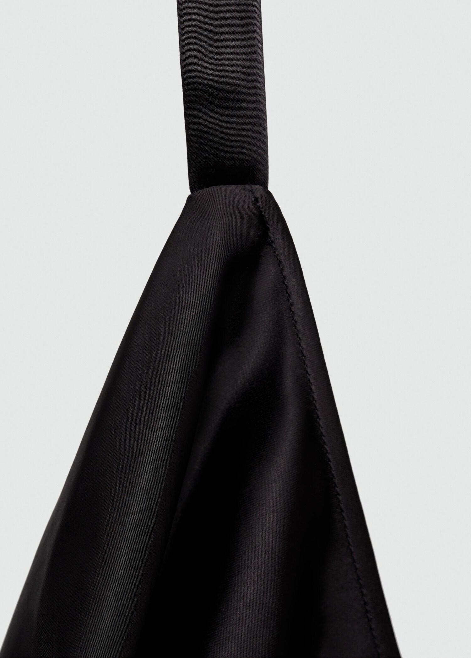 Short satin dress - Details of the article 0
