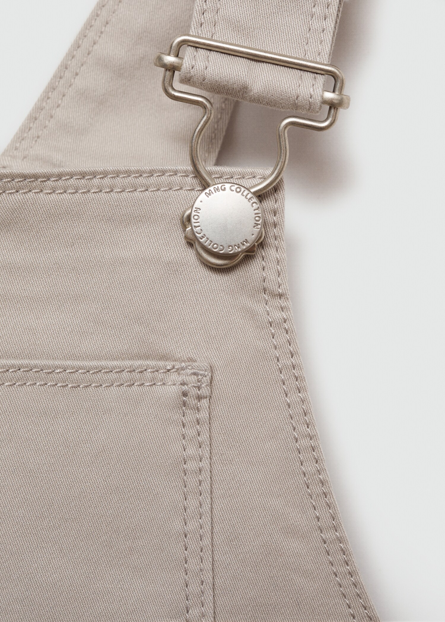 Pockets long dungarees - Details of the article 8