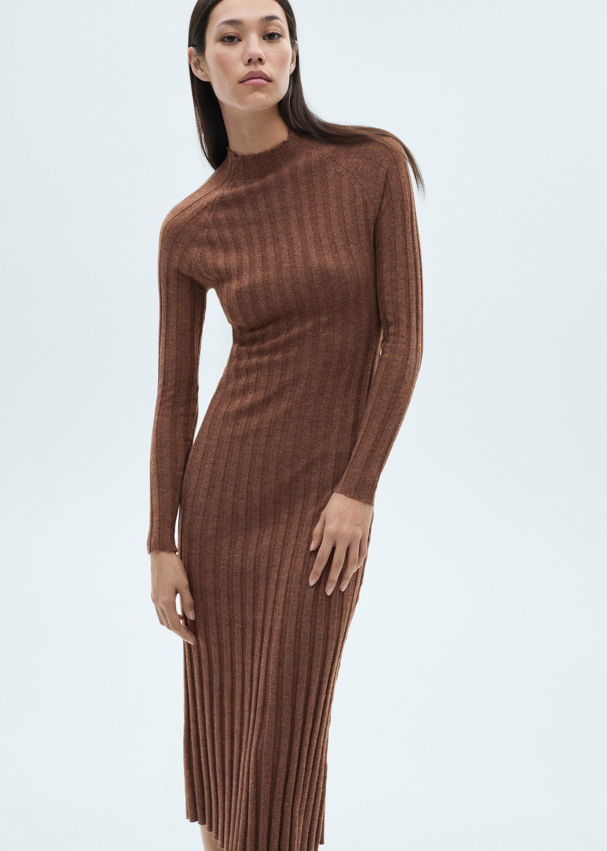 Perkins-neck ribbed dress - Medium plane, Caramel. Ref: 77085645-00.